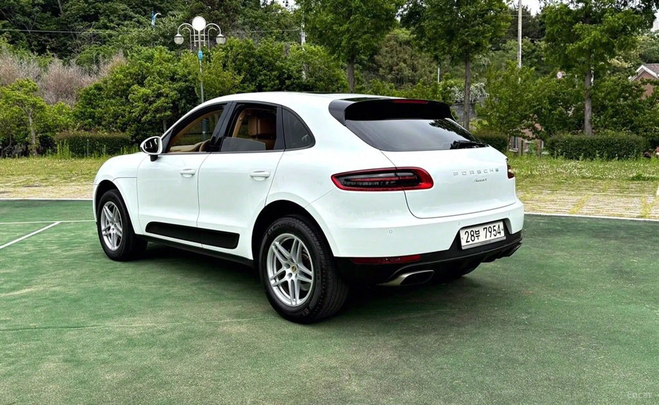 Porsche Macan превью 6