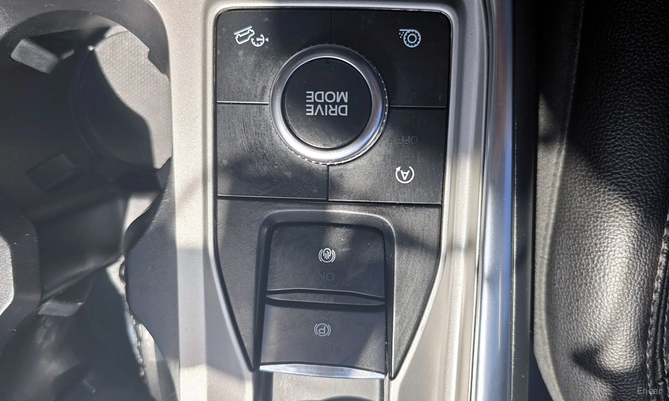 Ford Explorer 6th Generation превью 16