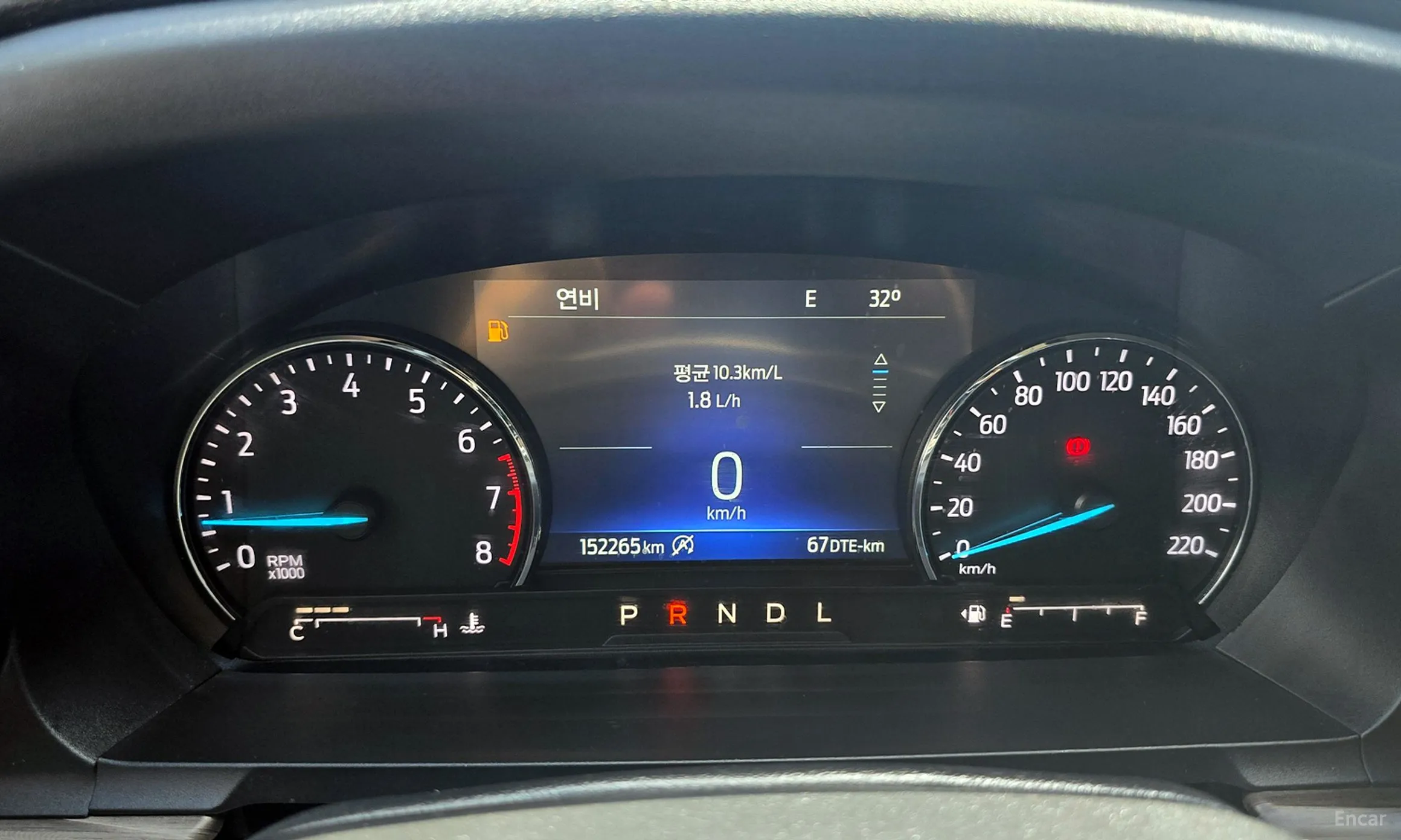 Ford Explorer 6th Generation превью 19