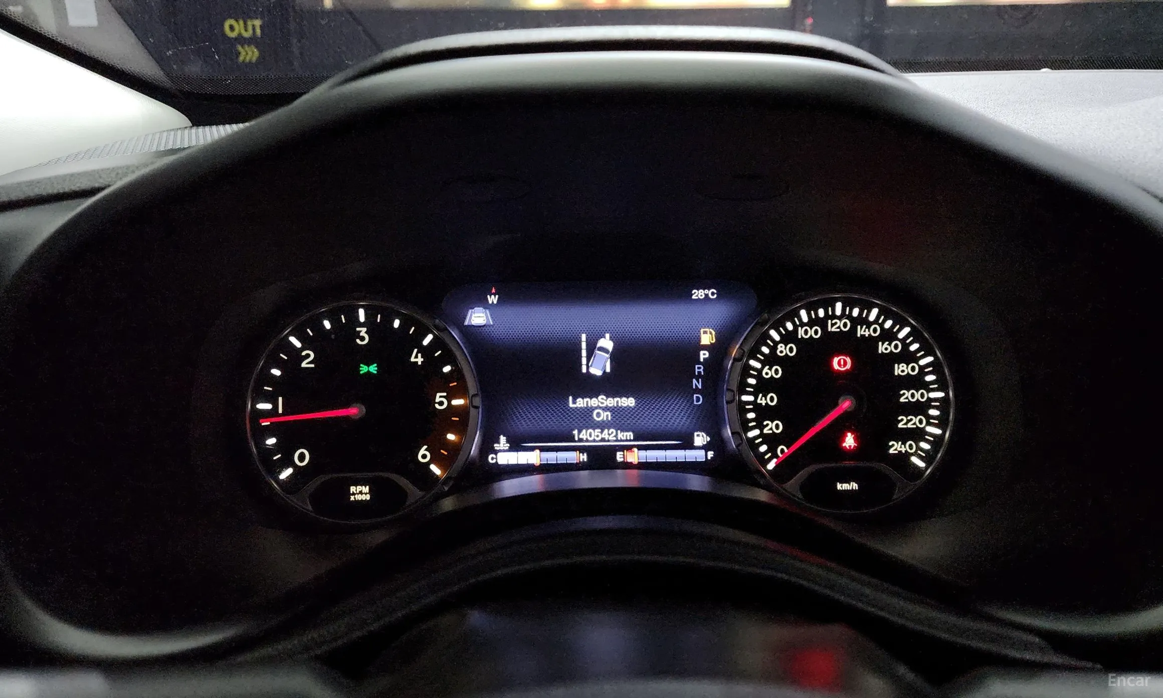 Jeep Renegade превью 8