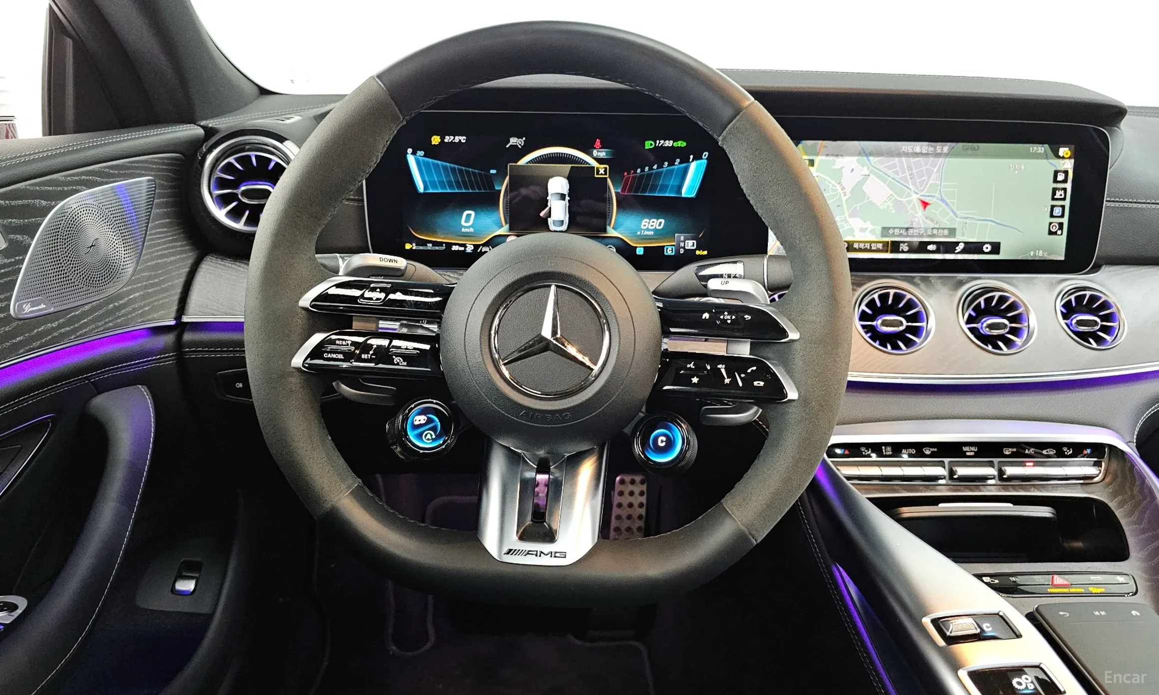 Mercedes Benz AMG GT превью 13