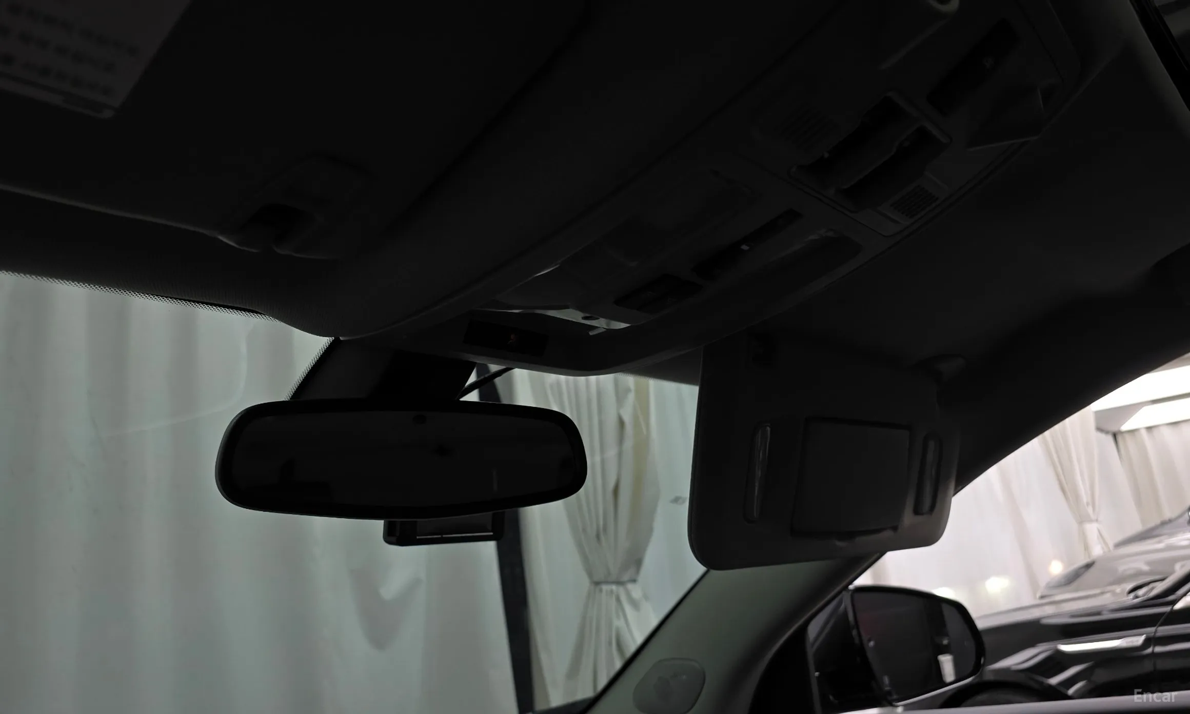 Cadillac All new SRX превью 17