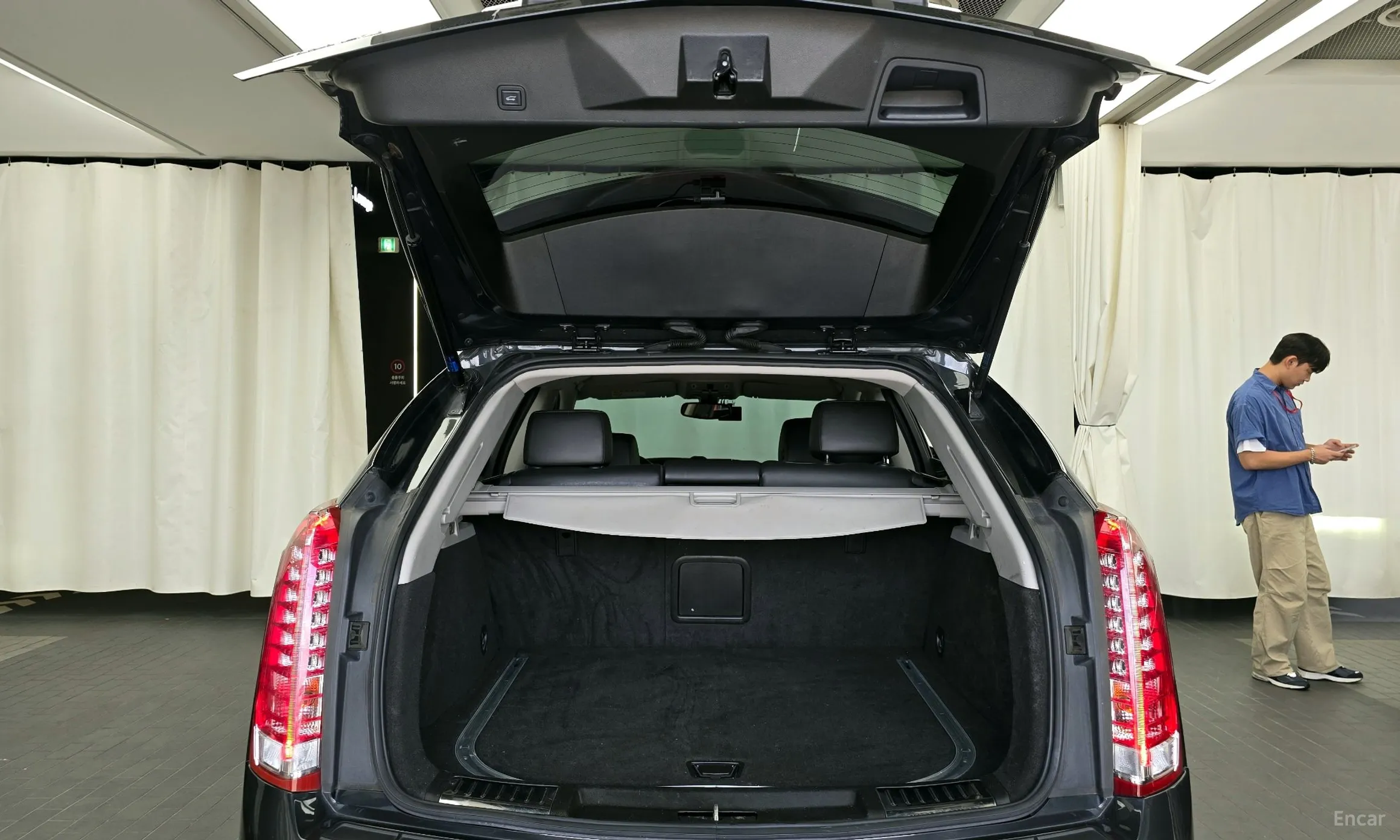 Cadillac All new SRX превью 20