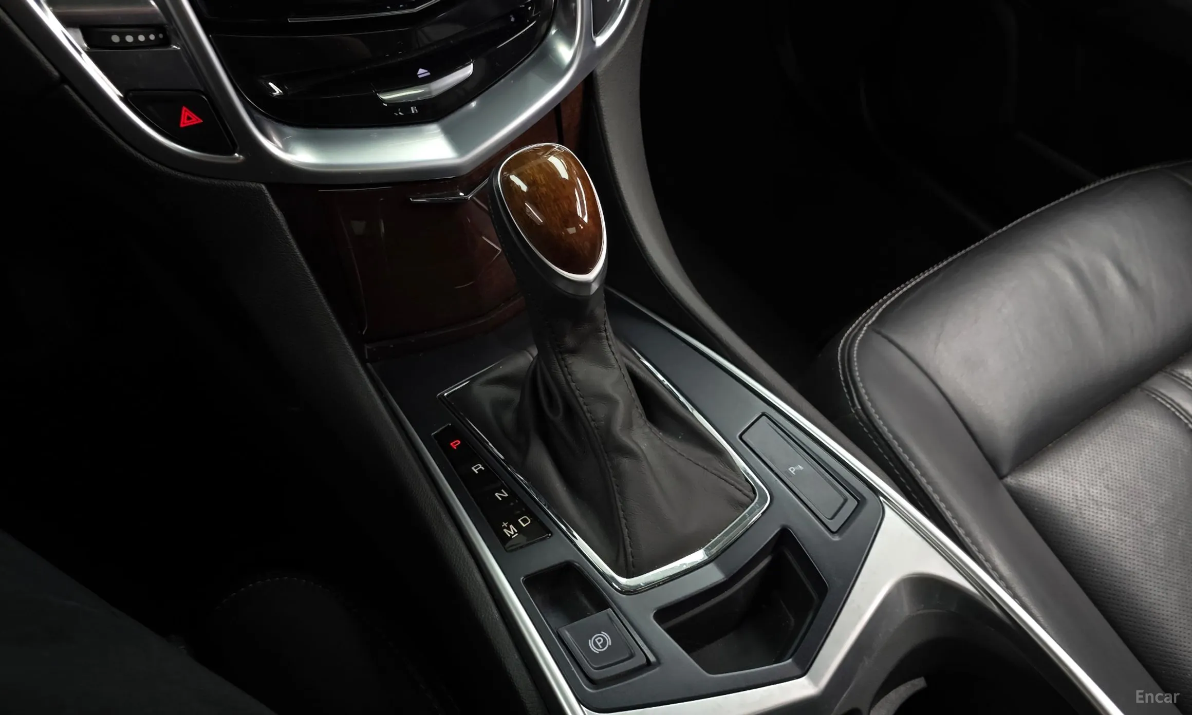 Cadillac All new SRX превью 9