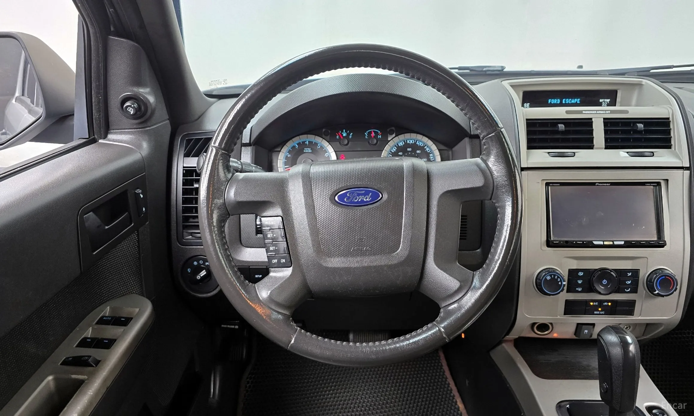 Ford Escape превью 13