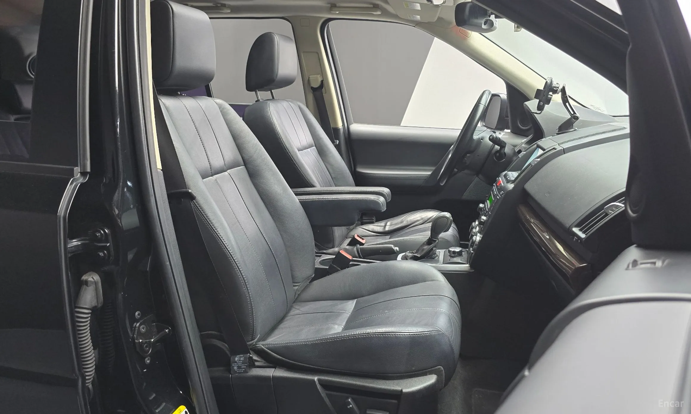 Land Rover Freelander 2 превью 10