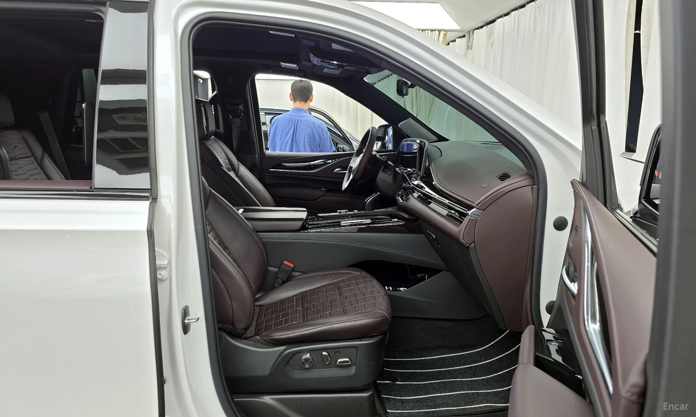 Cadillac Escalade 5th Generation превью 11