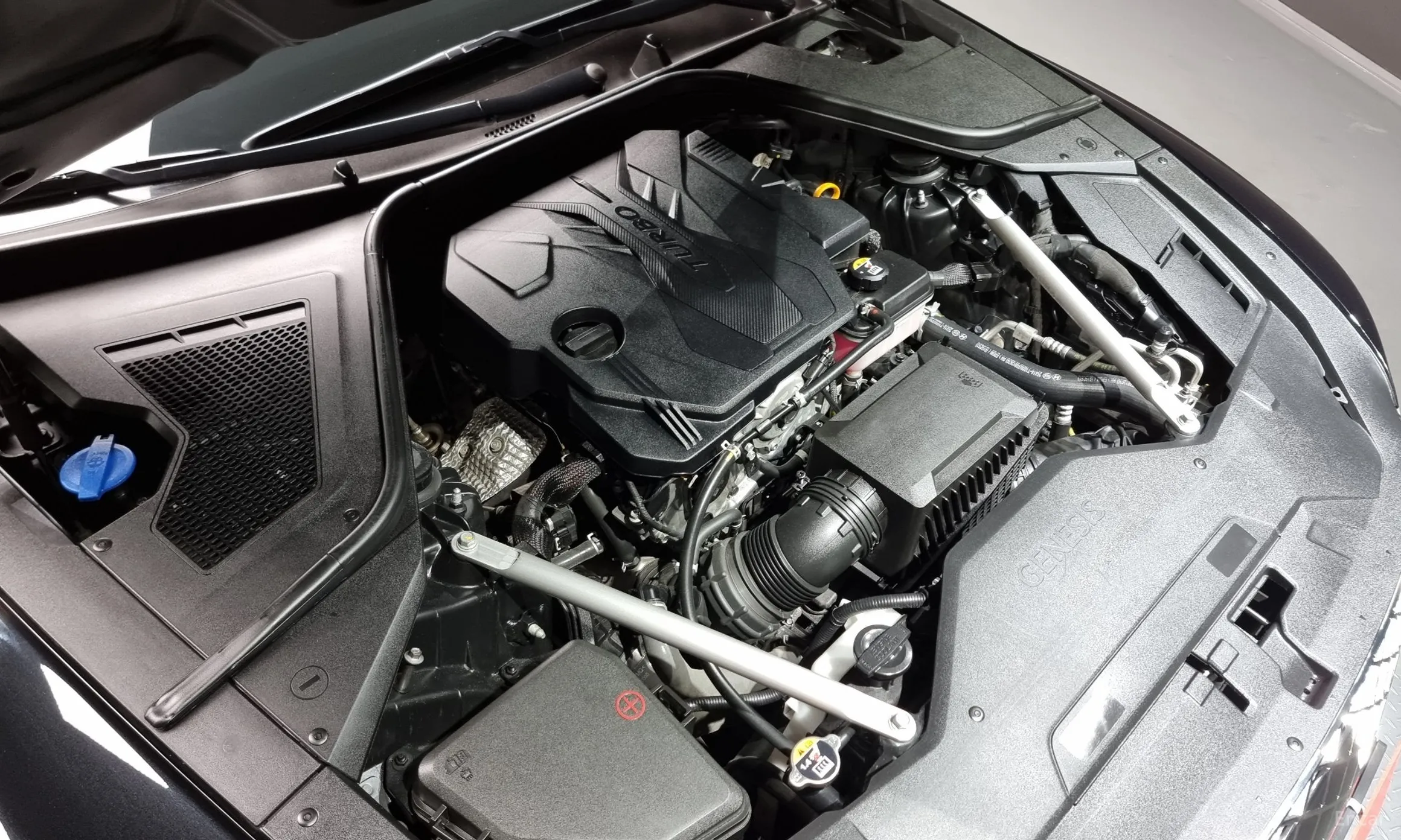 Genesis G80 (RG3) превью 6