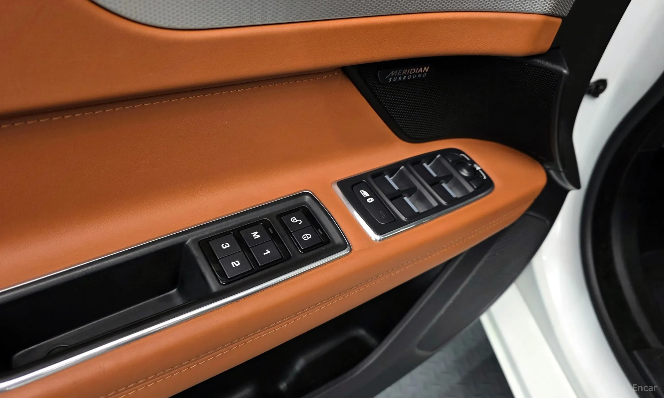 Jaguar XF (x260) превью 11