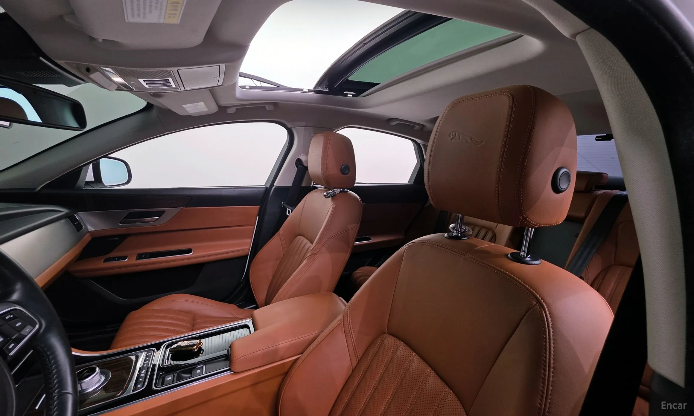 Jaguar XF (x260) превью 19