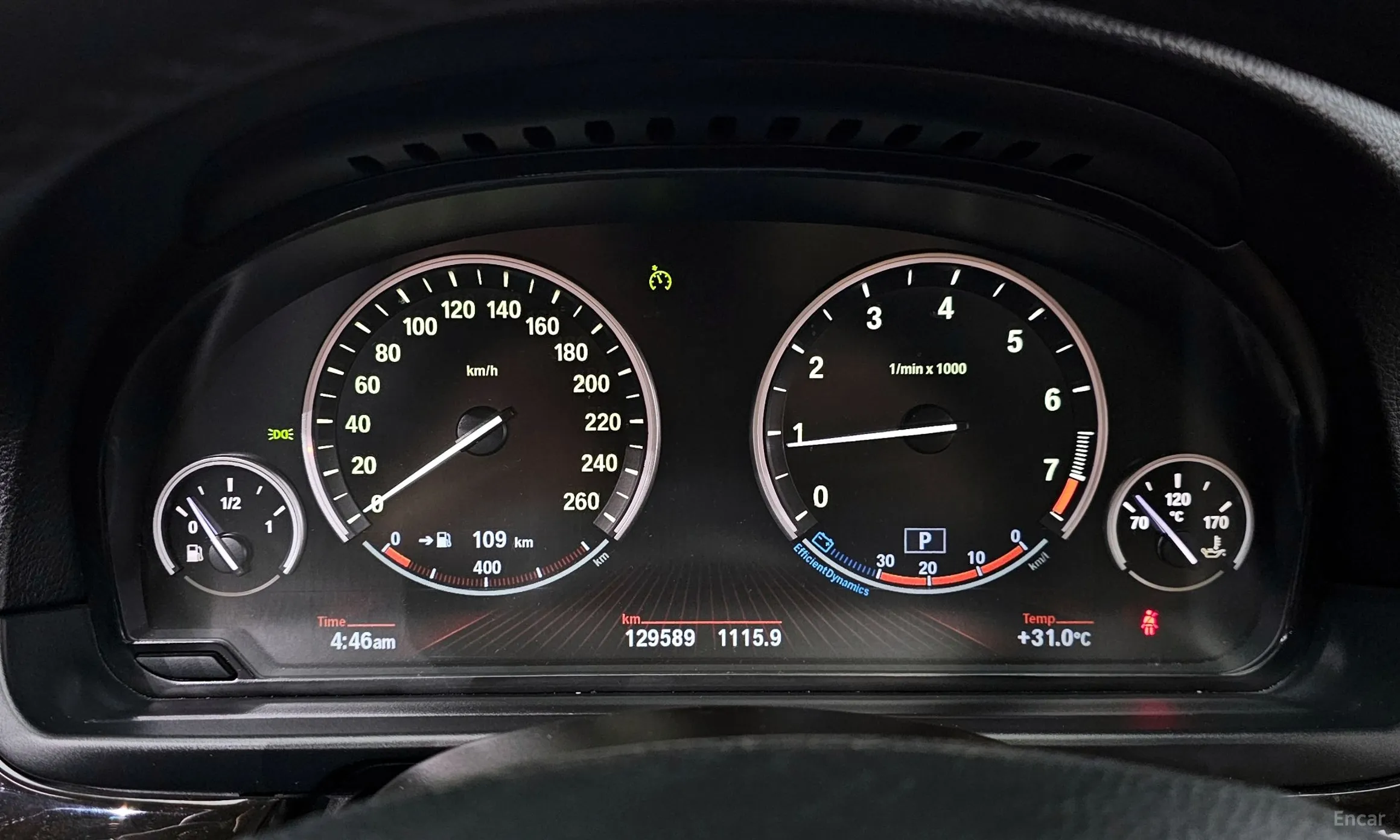 BMW 5 Series (F10) превью 8