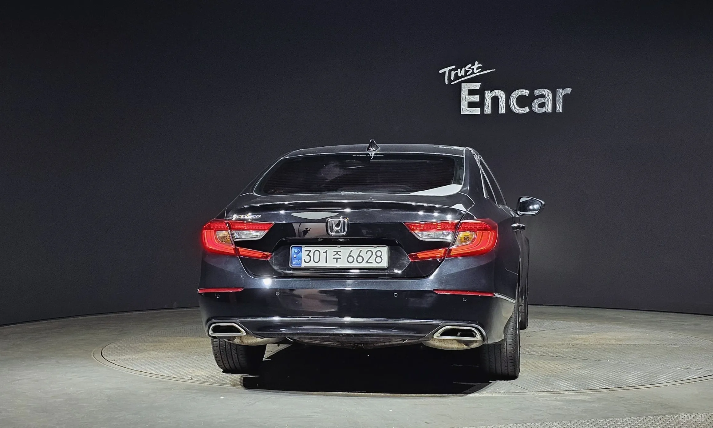 Honda Accord 10th Generation превью 4