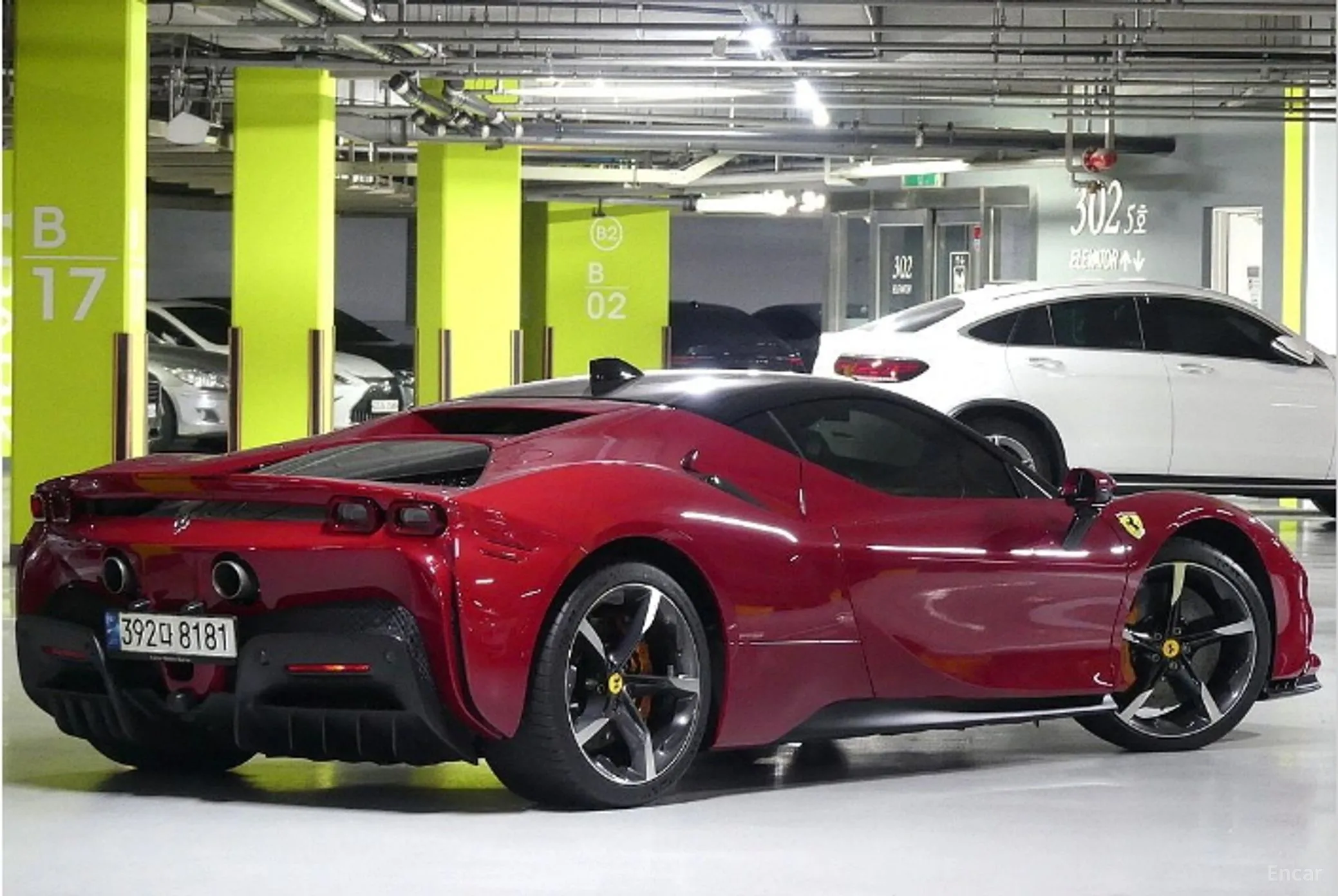 Ferrari SF90 Stradale превью 3
