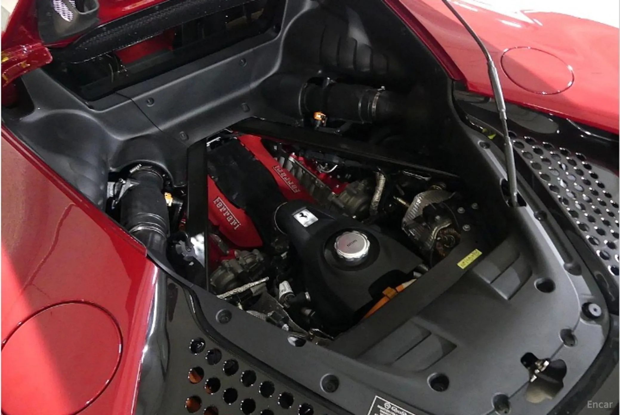 Ferrari SF90 Stradale превью 4