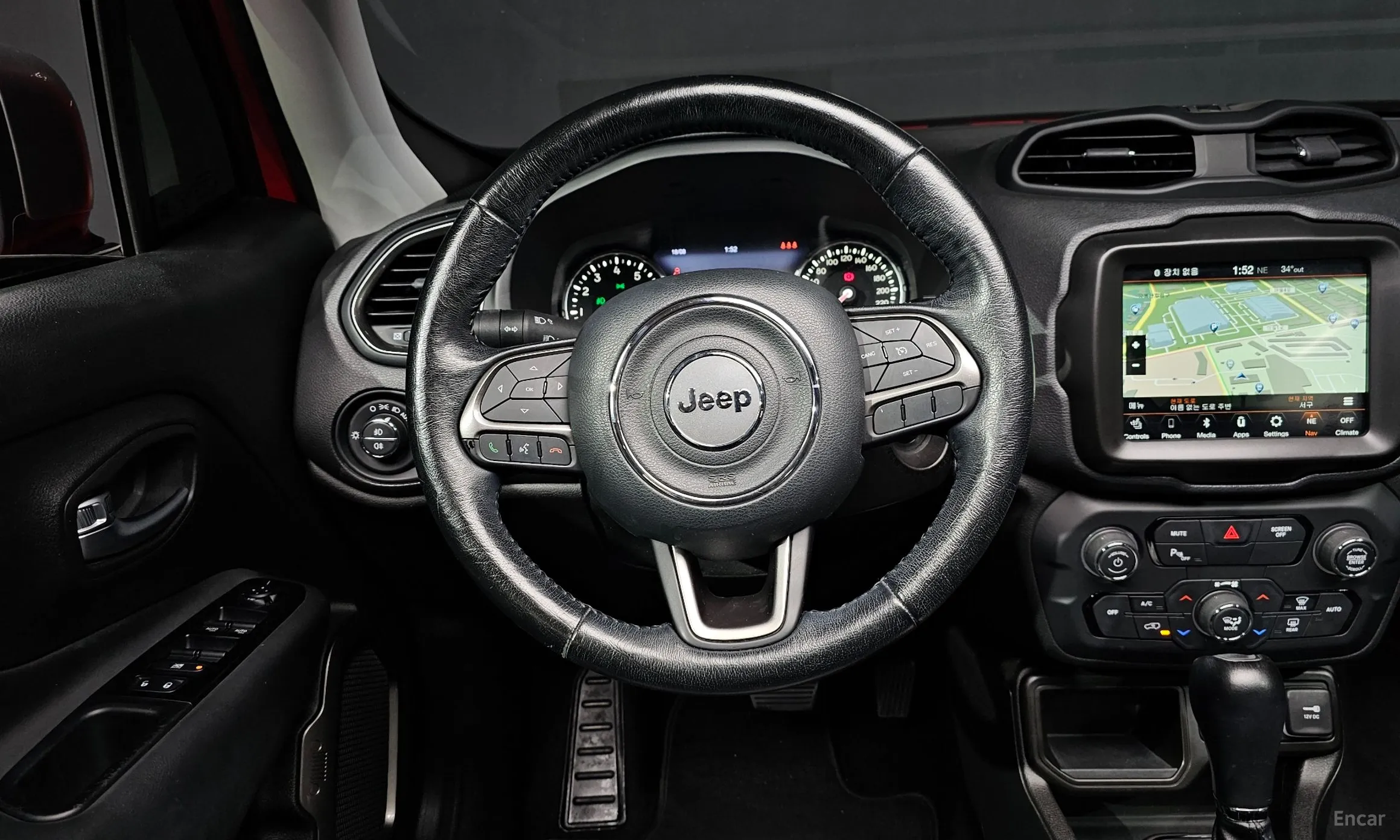 Jeep Renegade превью 13