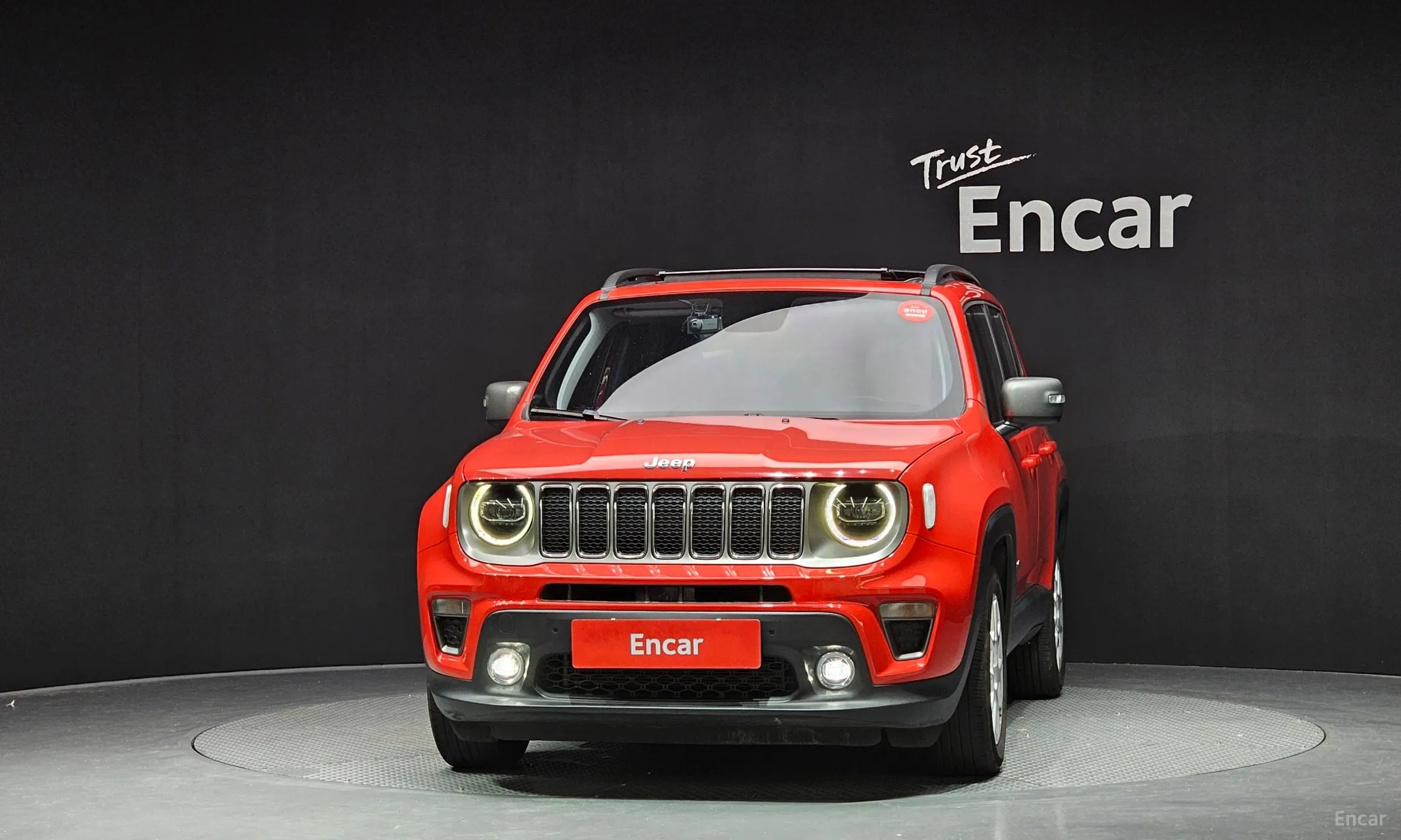 Jeep Renegade превью 3