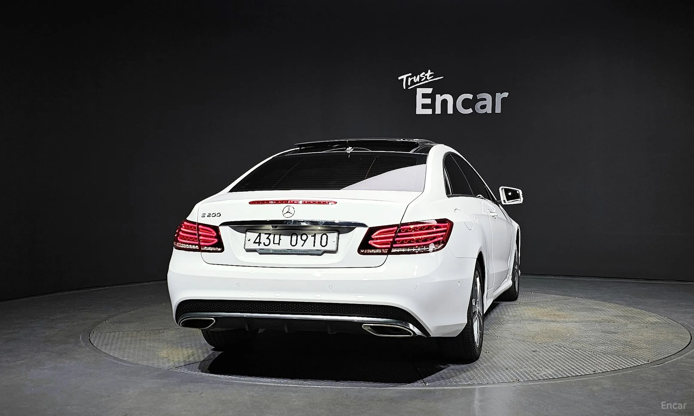 Mercedes Benz E-Class W212 превью 4