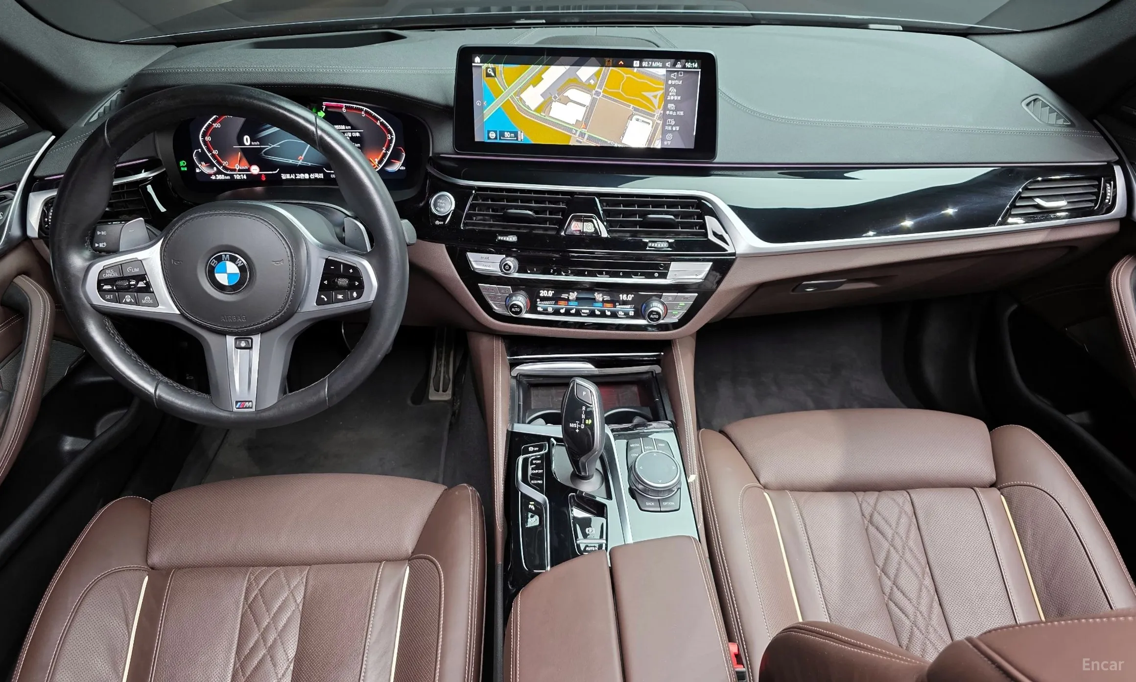 BMW 5 Series (G30) превью 7