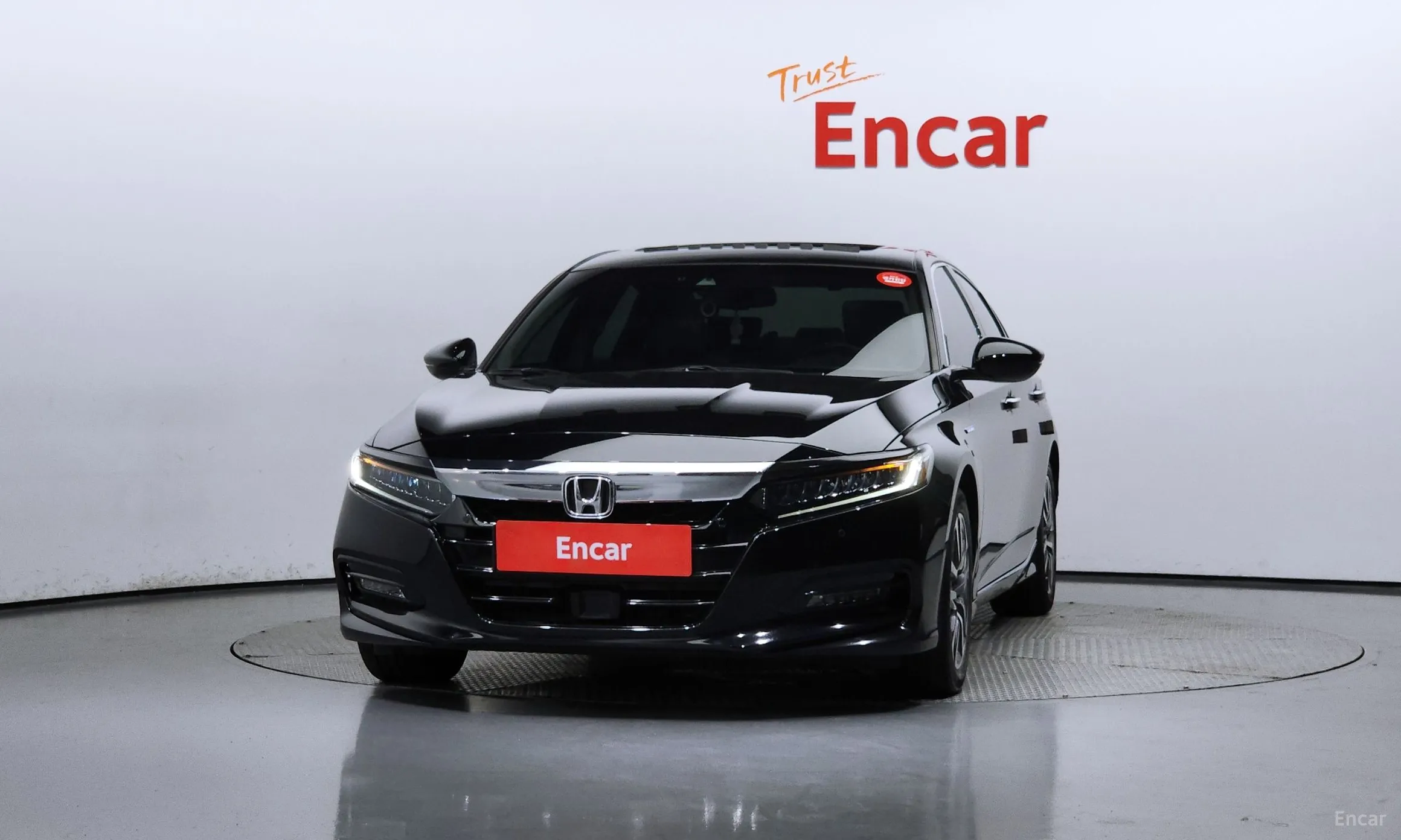 Honda Accord 10th Generation превью 3
