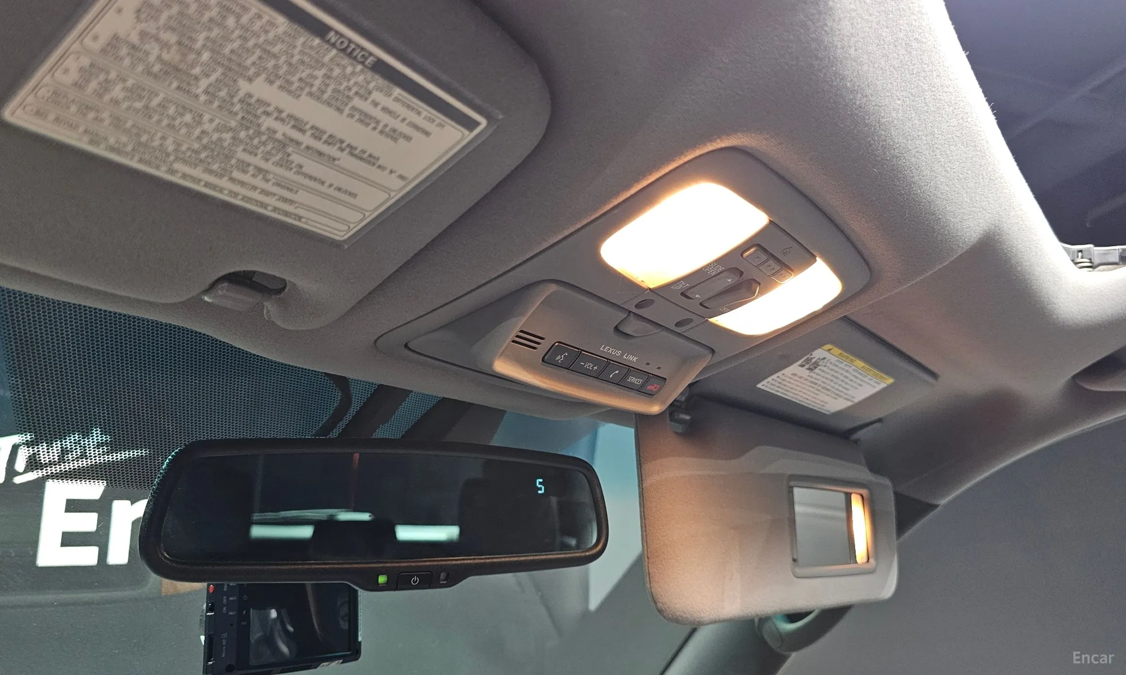 Lexus GX470 превью 16