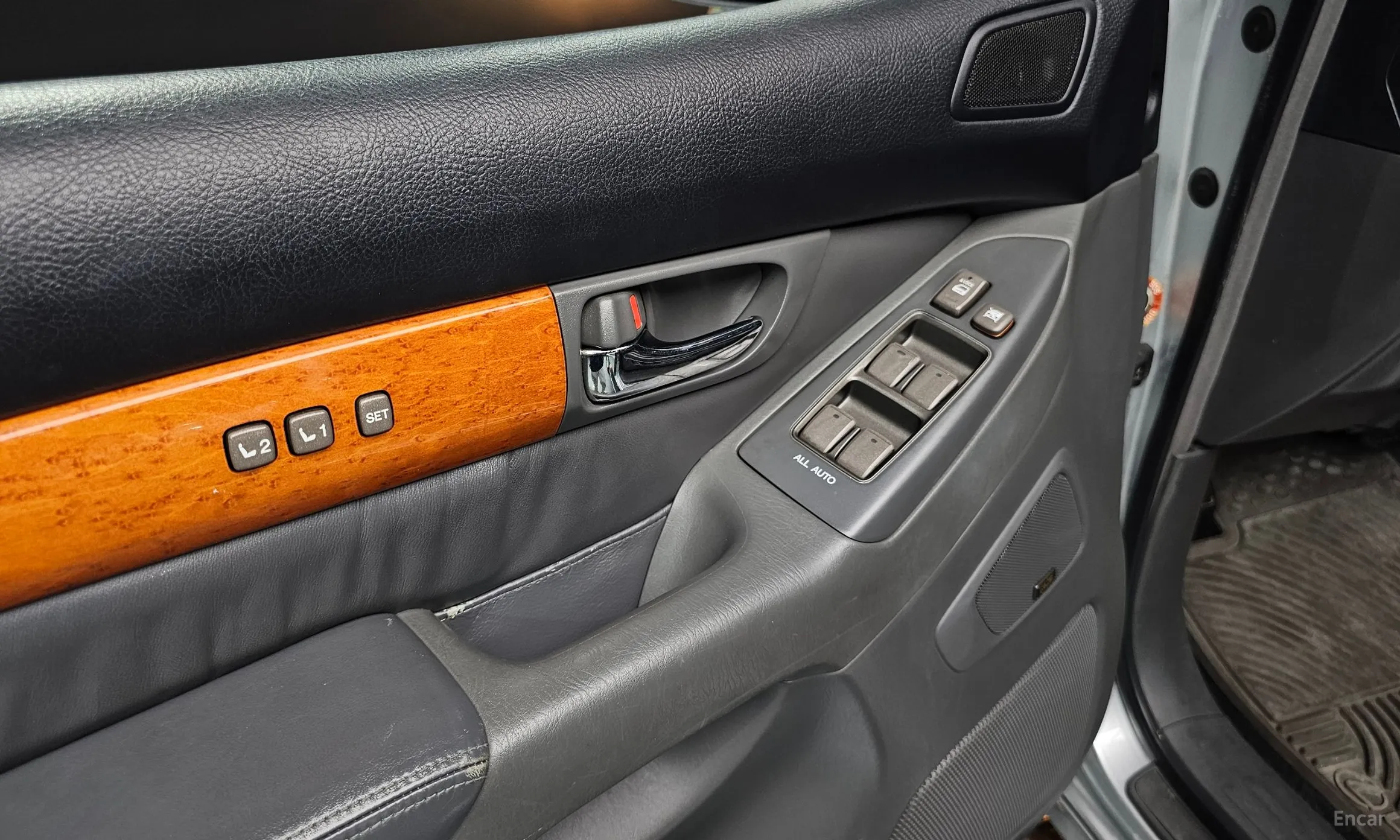 Lexus GX470 превью 17