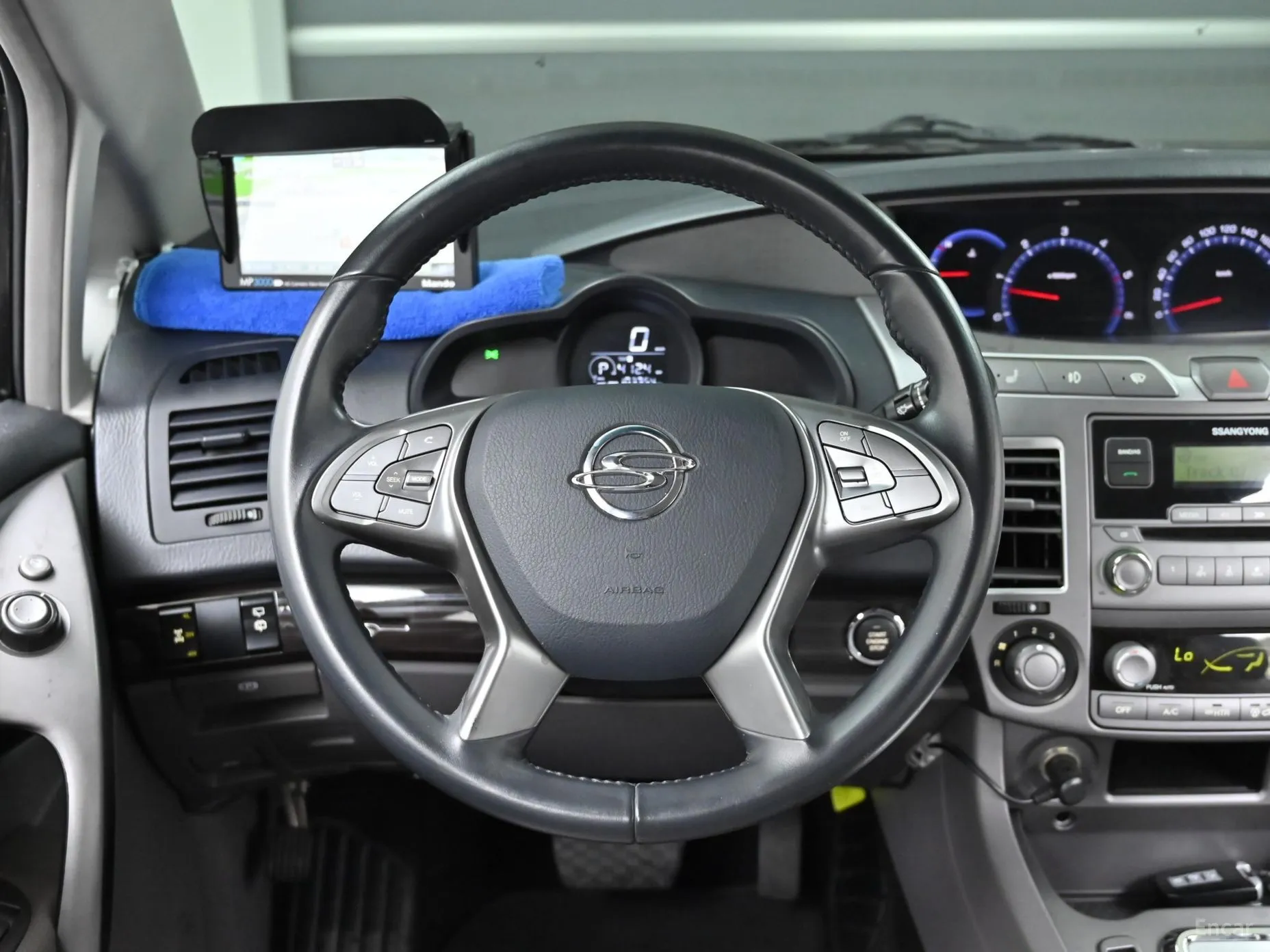 KG Mobility (SsangYong) Korando Turismo превью 13