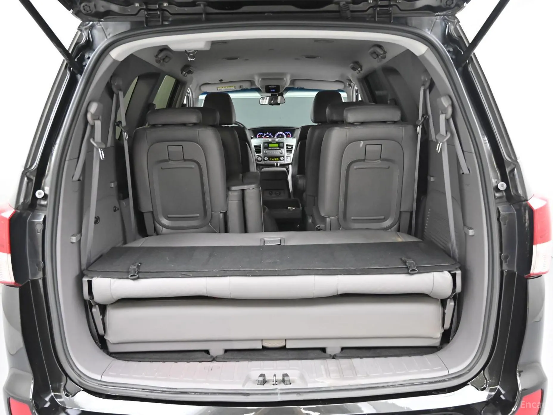 KG Mobility (SsangYong) Korando Turismo превью 20