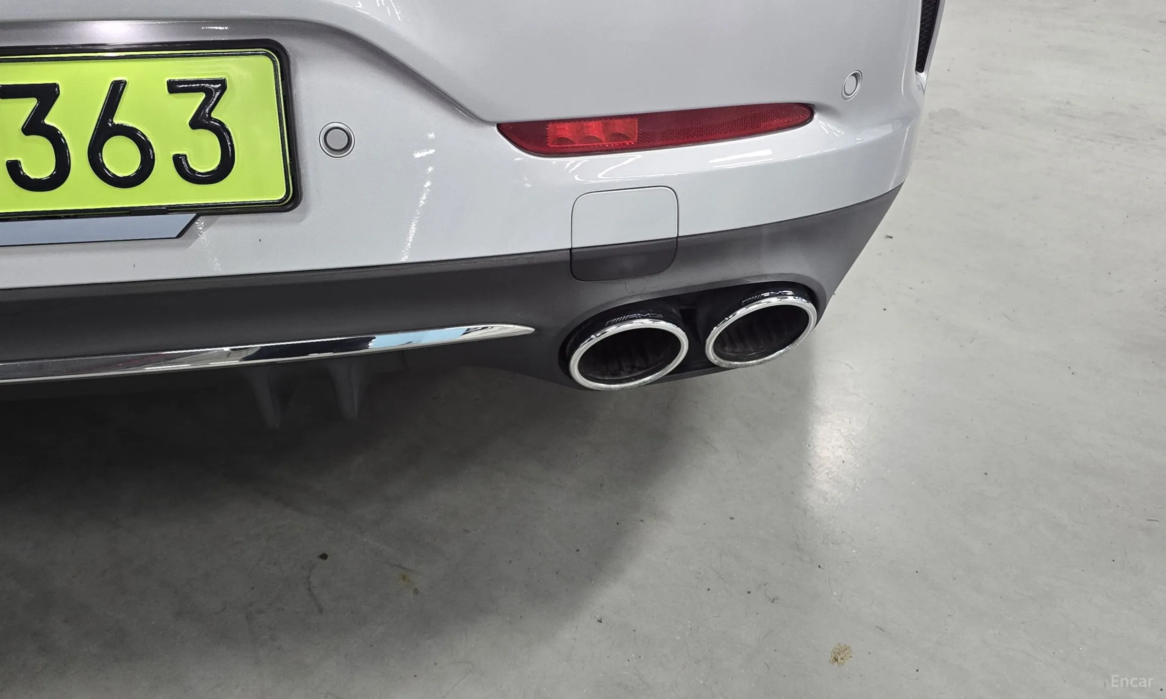 Mercedes Benz AMG GT превью 13