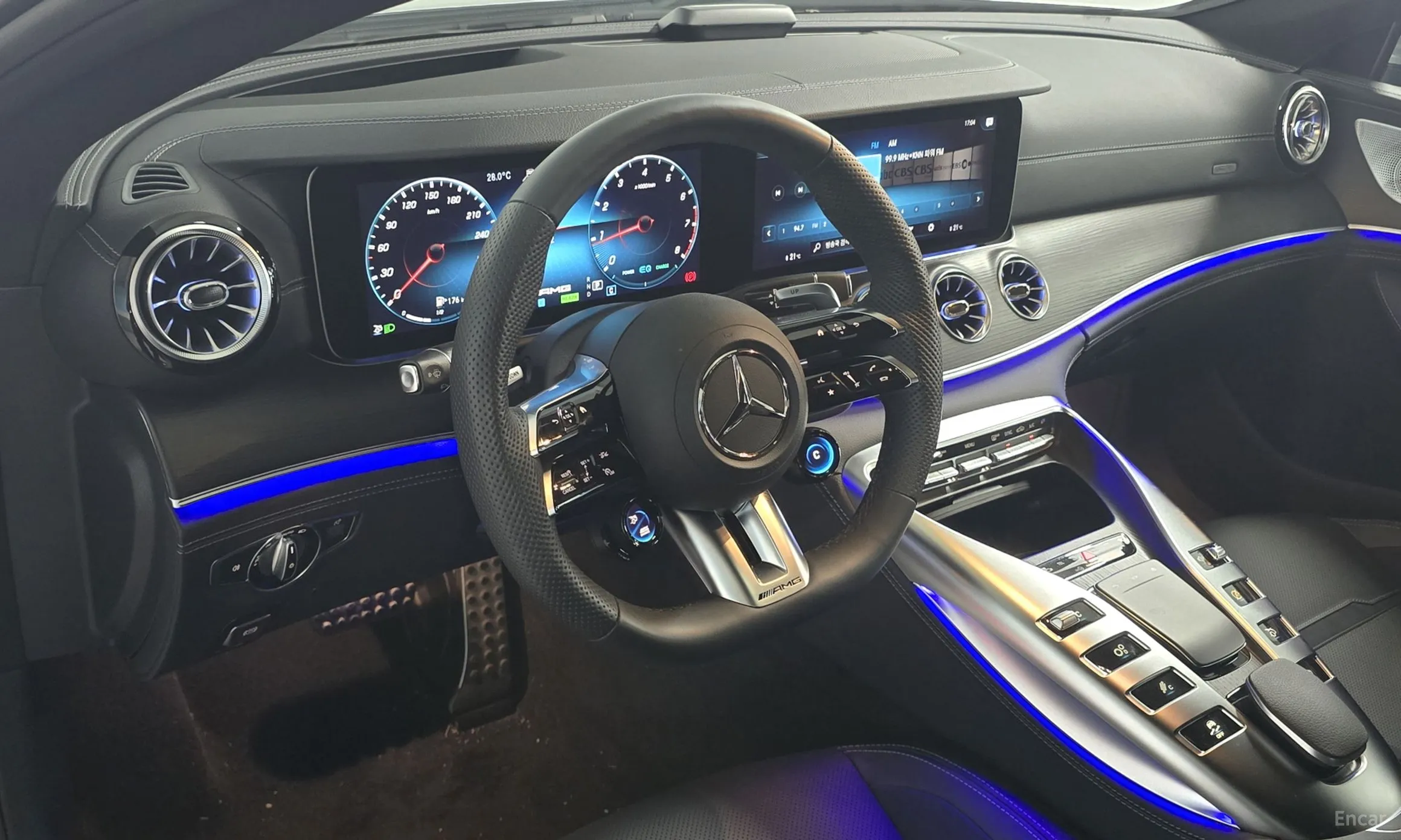 Mercedes Benz AMG GT превью 7
