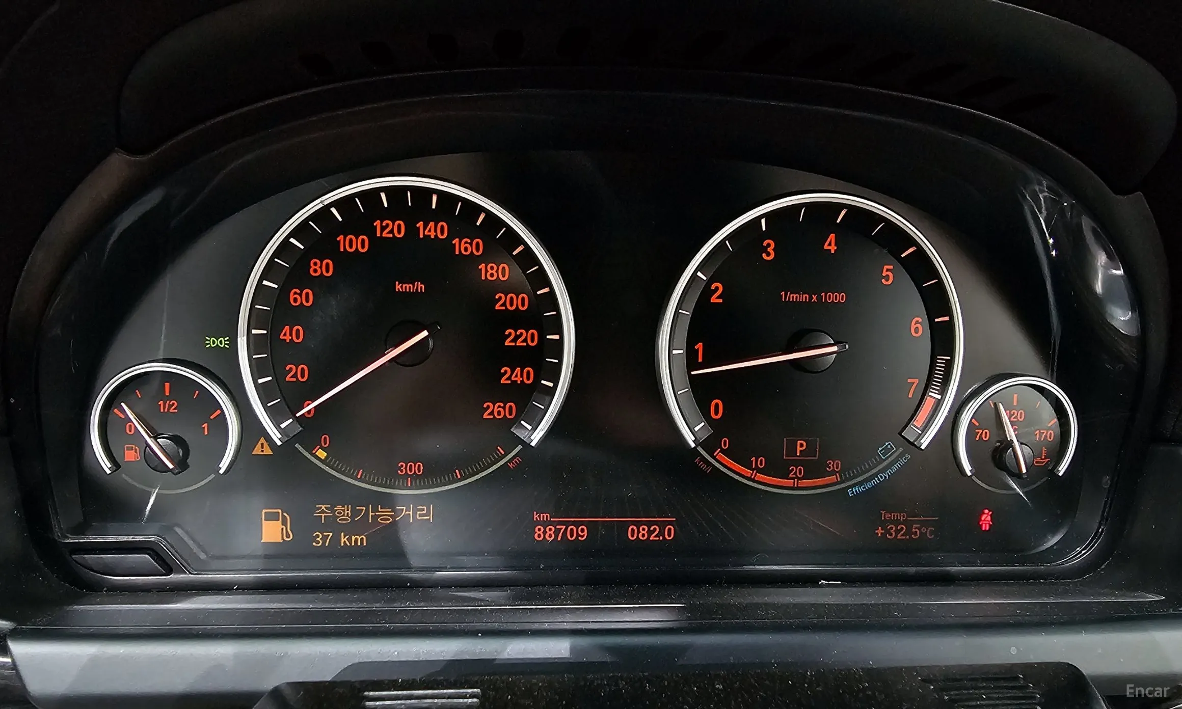 BMW 6 Series (F12) превью 8