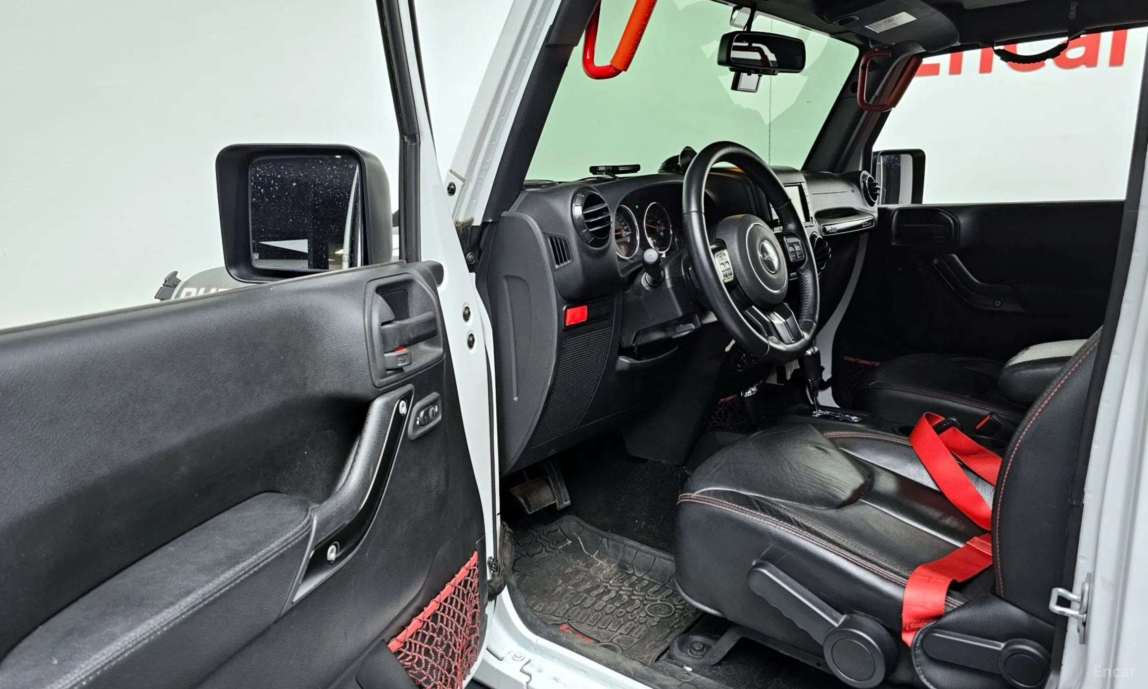 Jeep Wrangler (JK) превью 10
