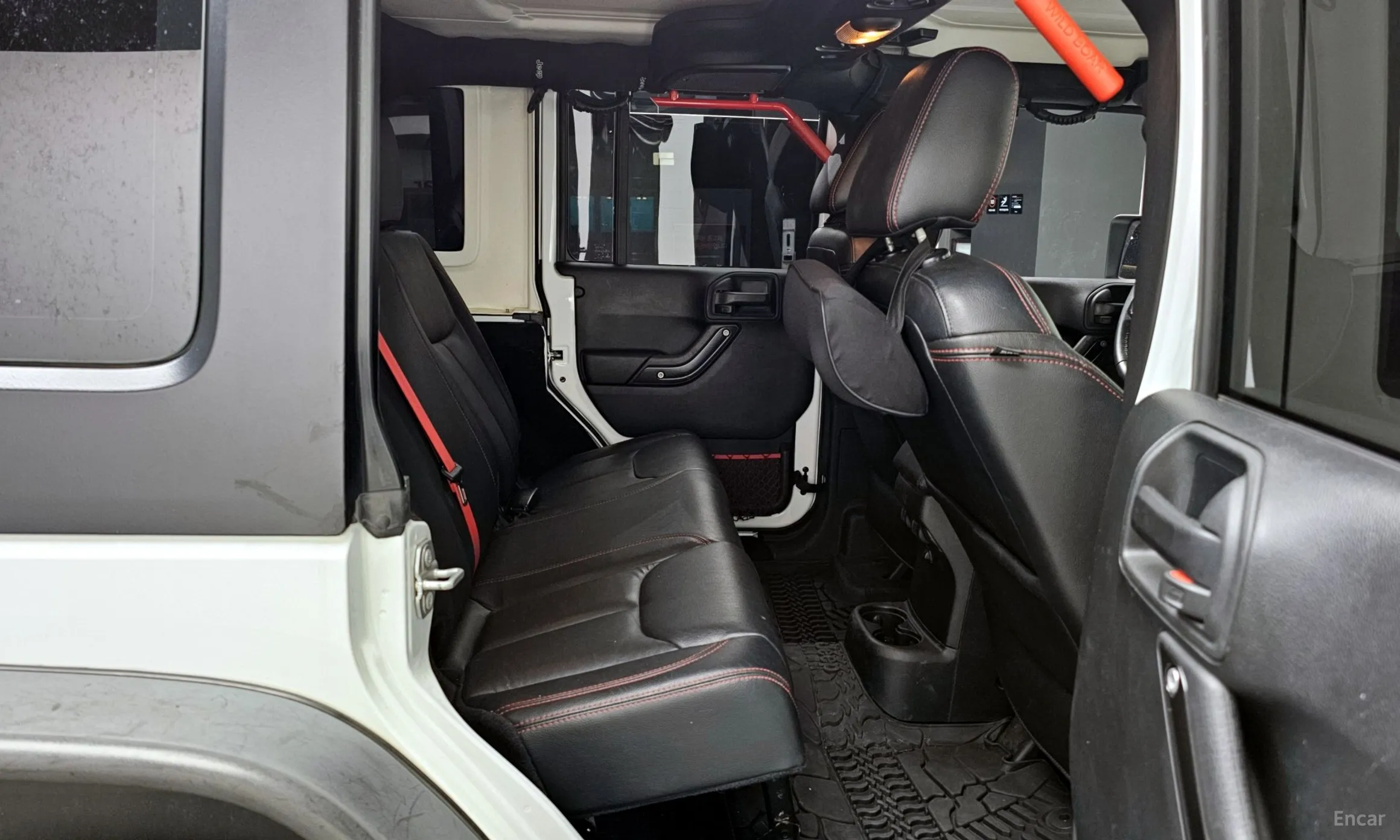 Jeep Wrangler (JK) превью 12