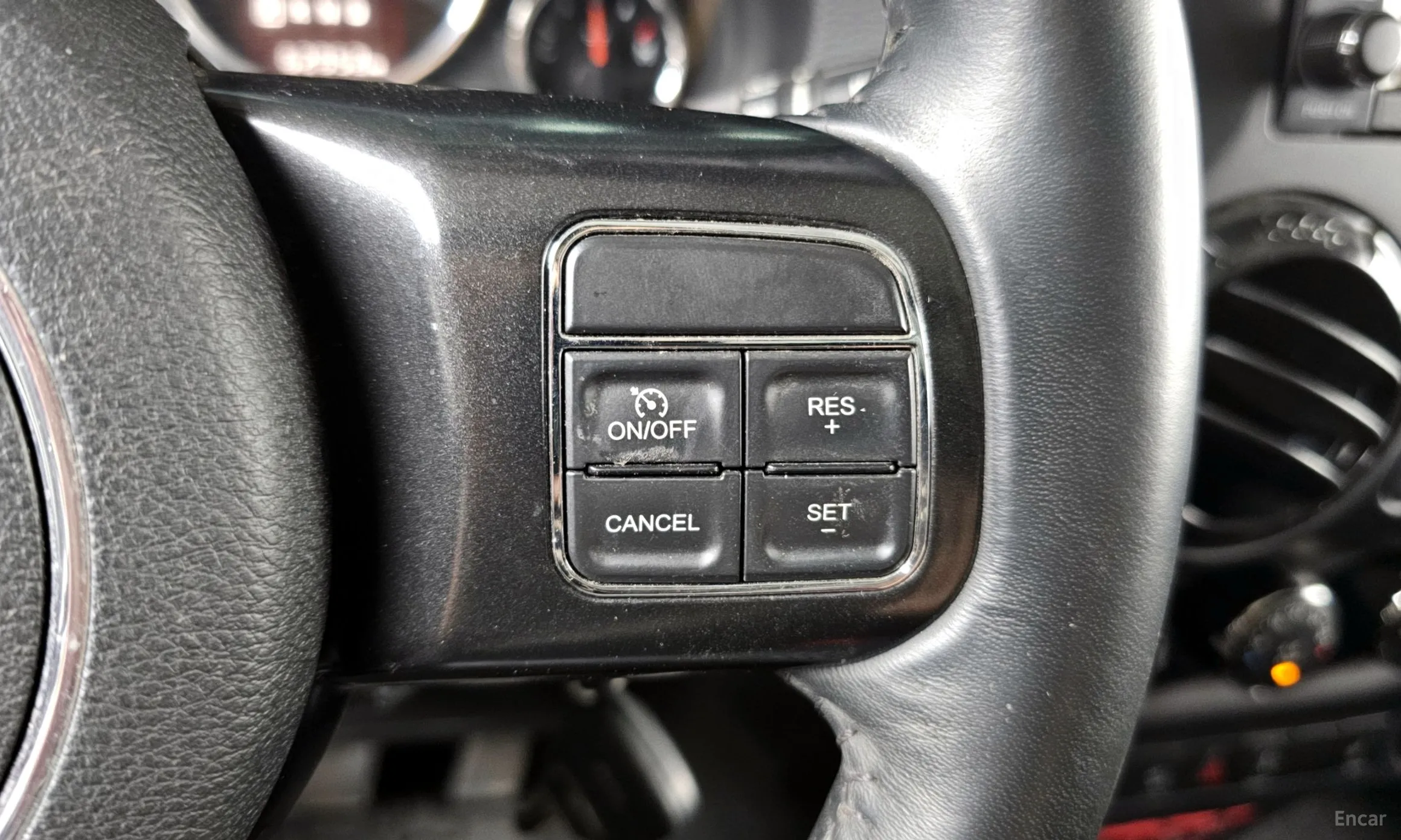 Jeep Wrangler (JK) превью 18