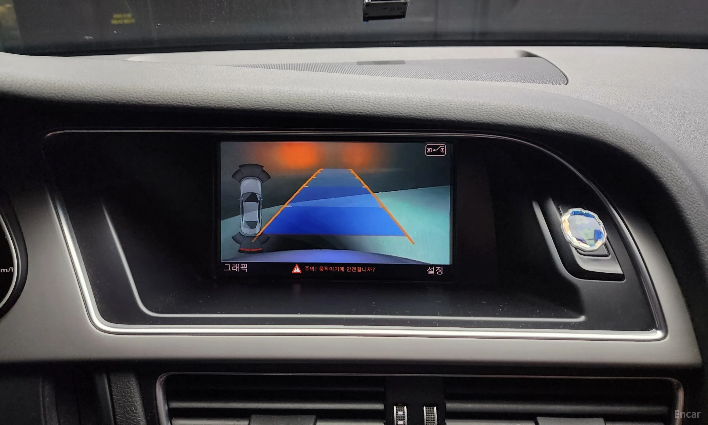 Audi New A4 превью 15