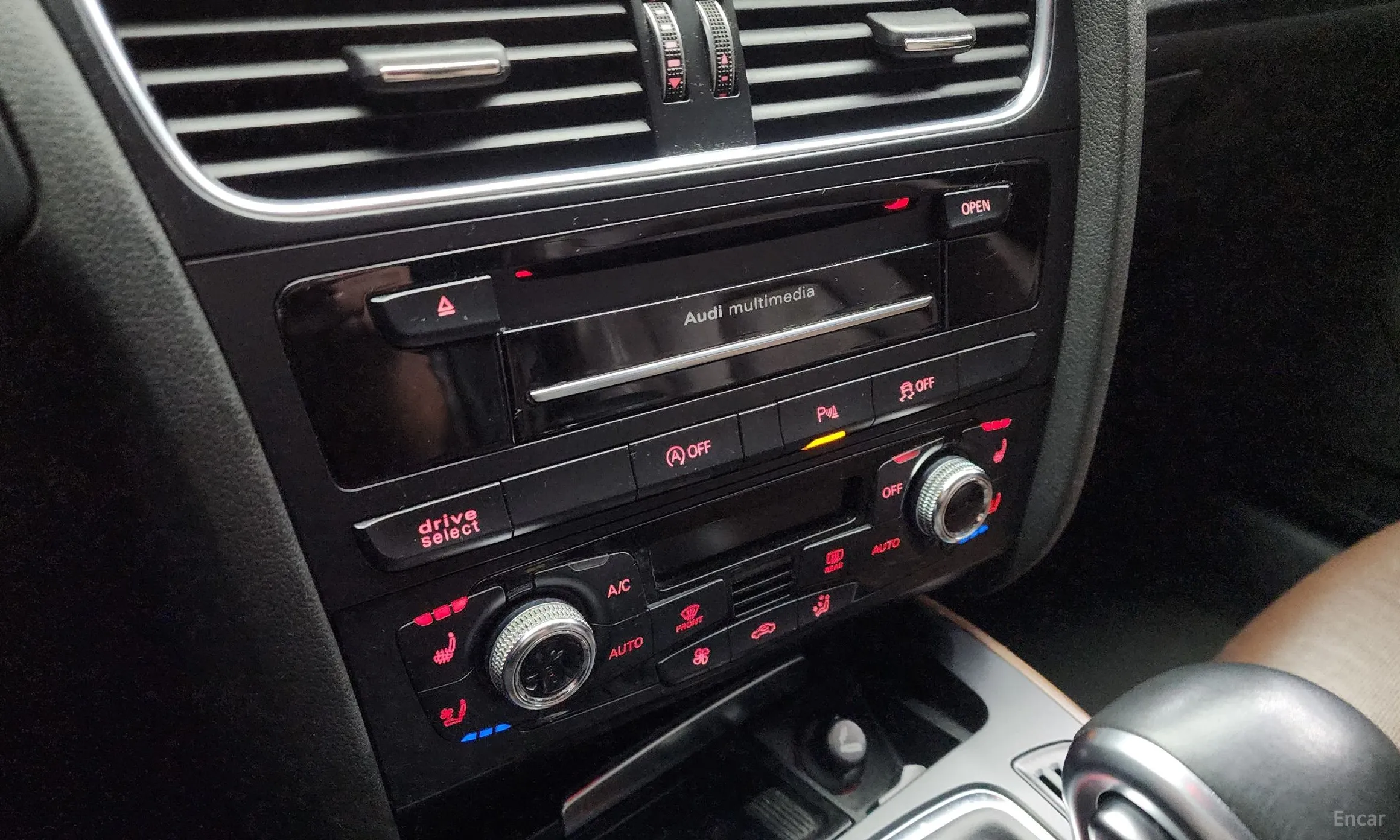 Audi New A4 превью 16