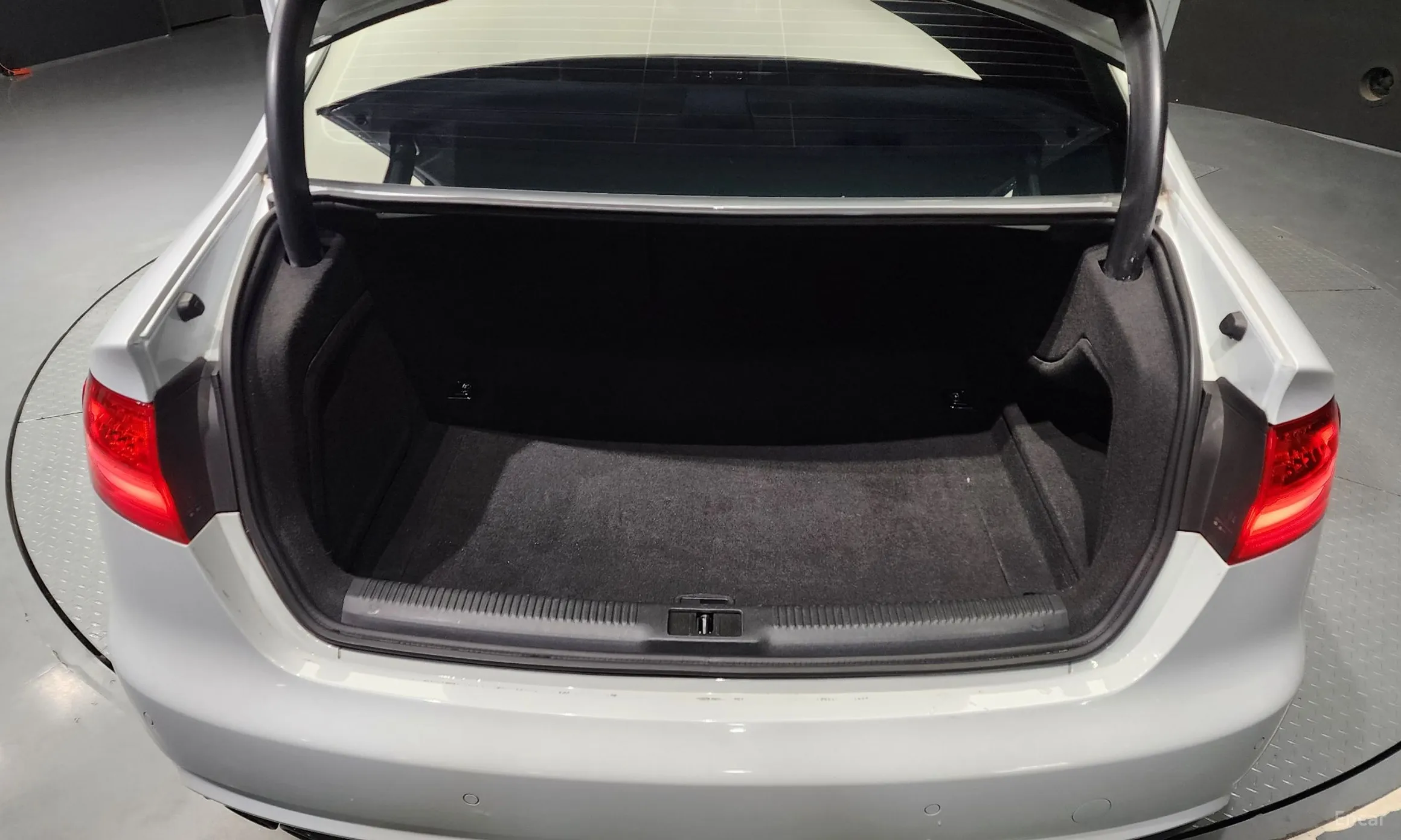 Audi New A4 превью 20