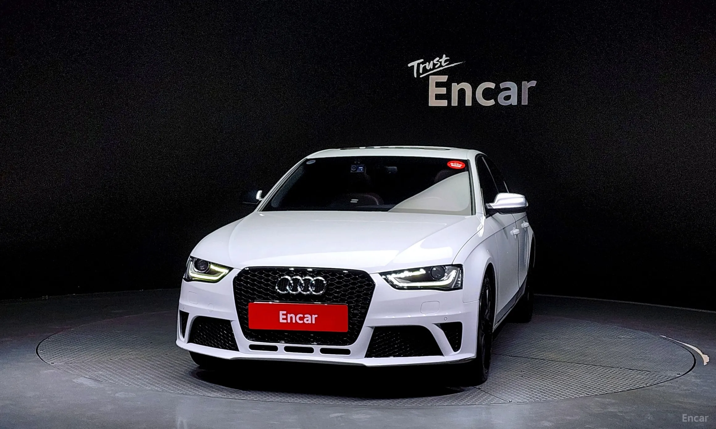 Audi New A4 превью 3
