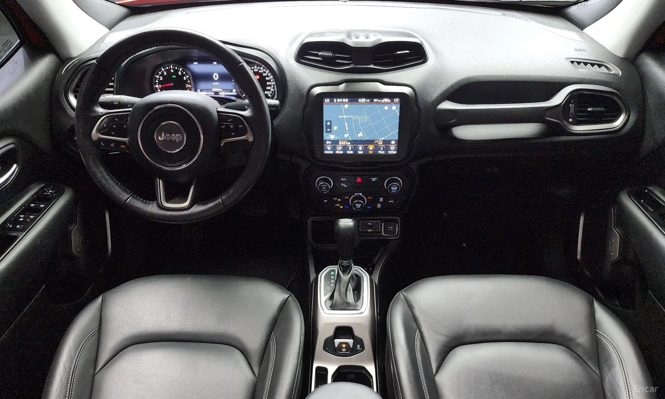 Jeep Renegade превью 7