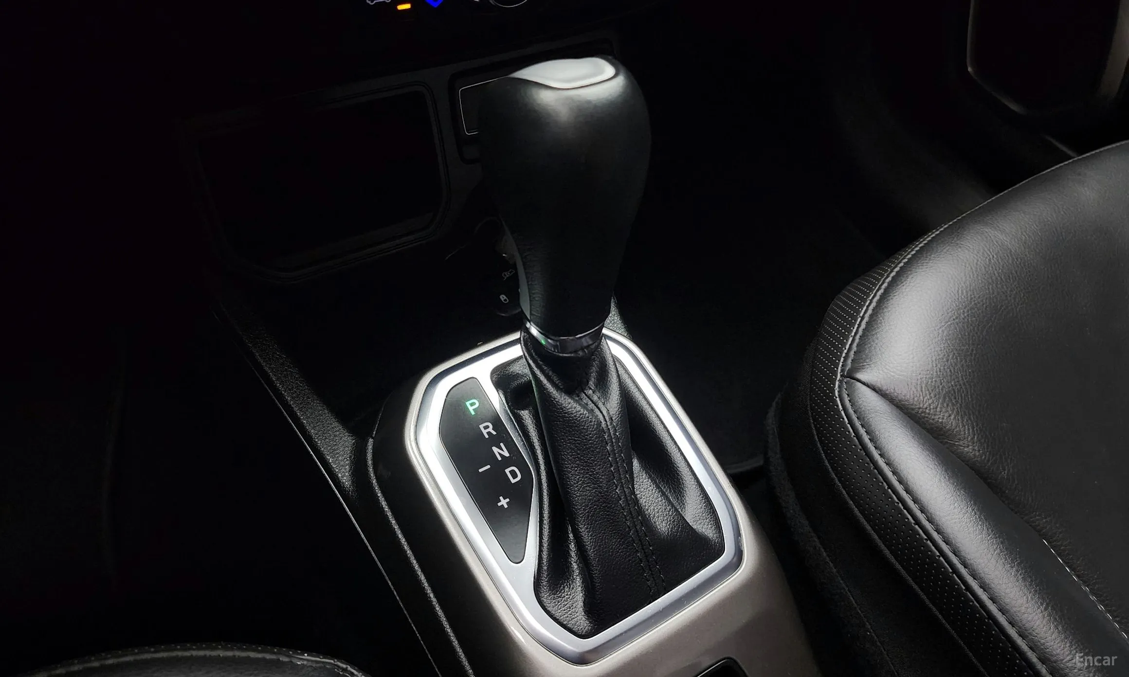 Jeep Renegade превью 9