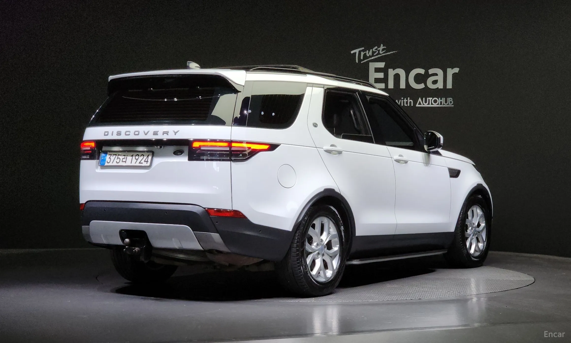 Land Rover Discovery 5 превью 2