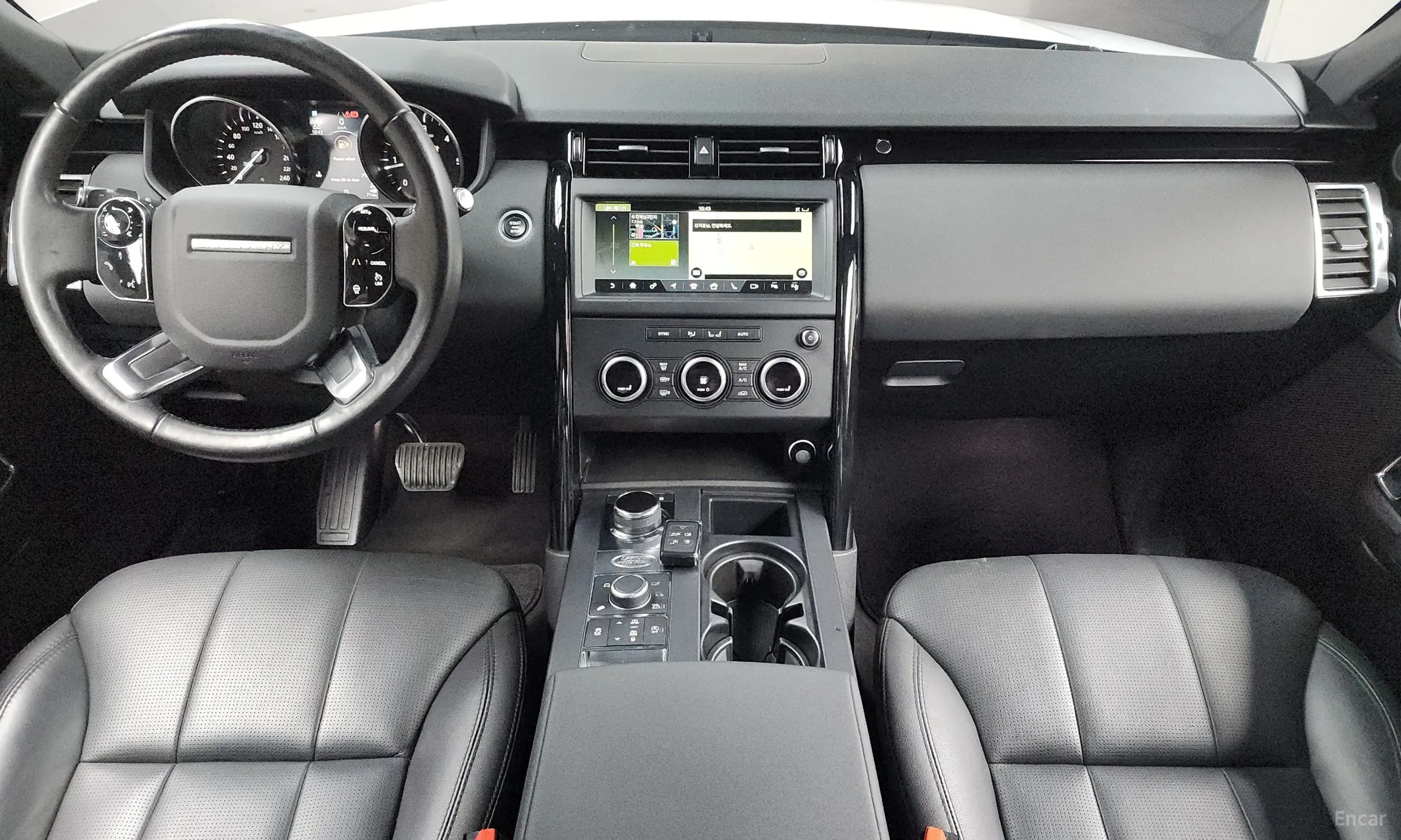 Land Rover Discovery 5 превью 7