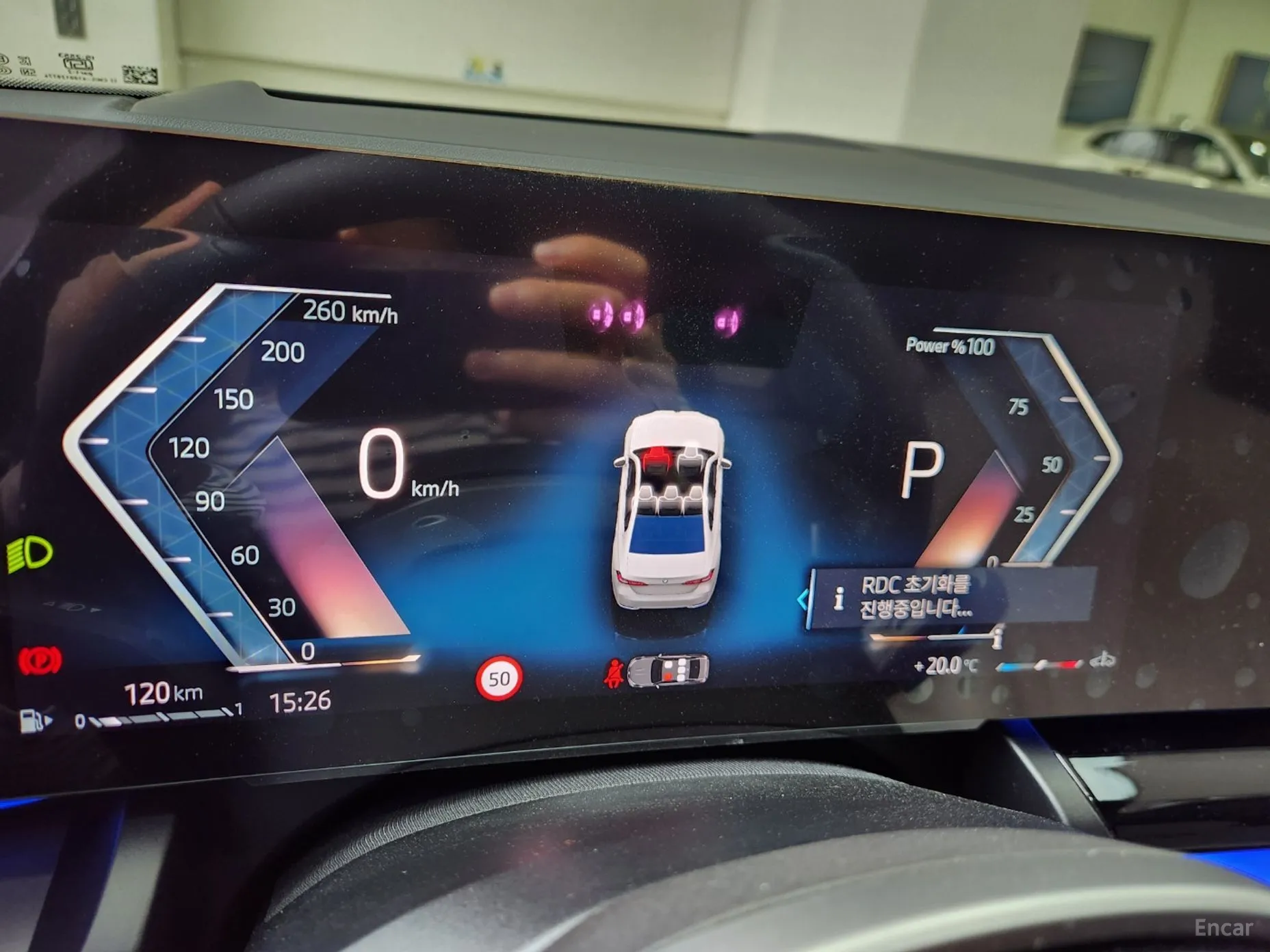 BMW 5 Series (G60) превью 8