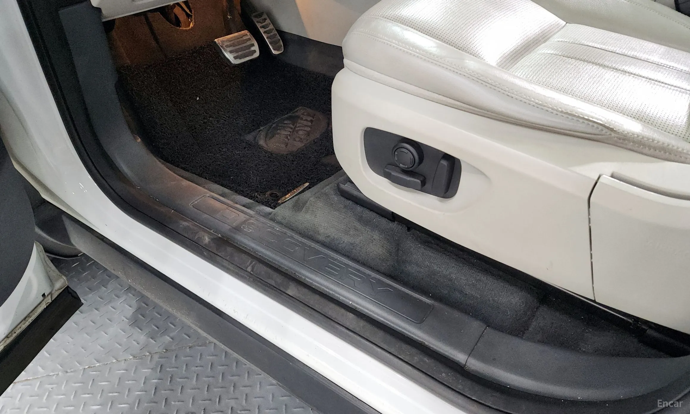 Land Rover Discovery Sports превью 17
