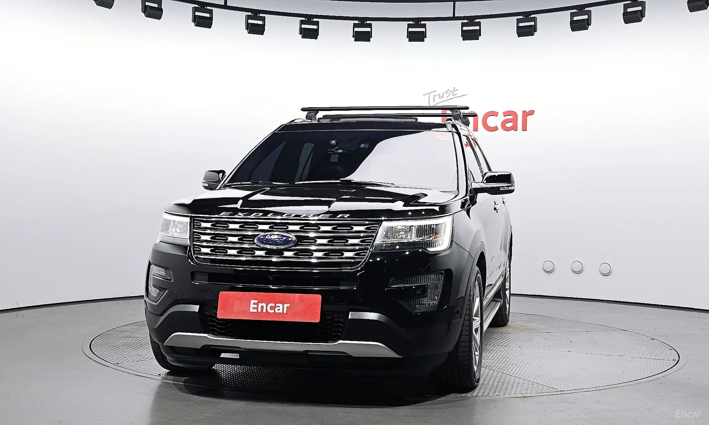 Ford Explorer превью 3