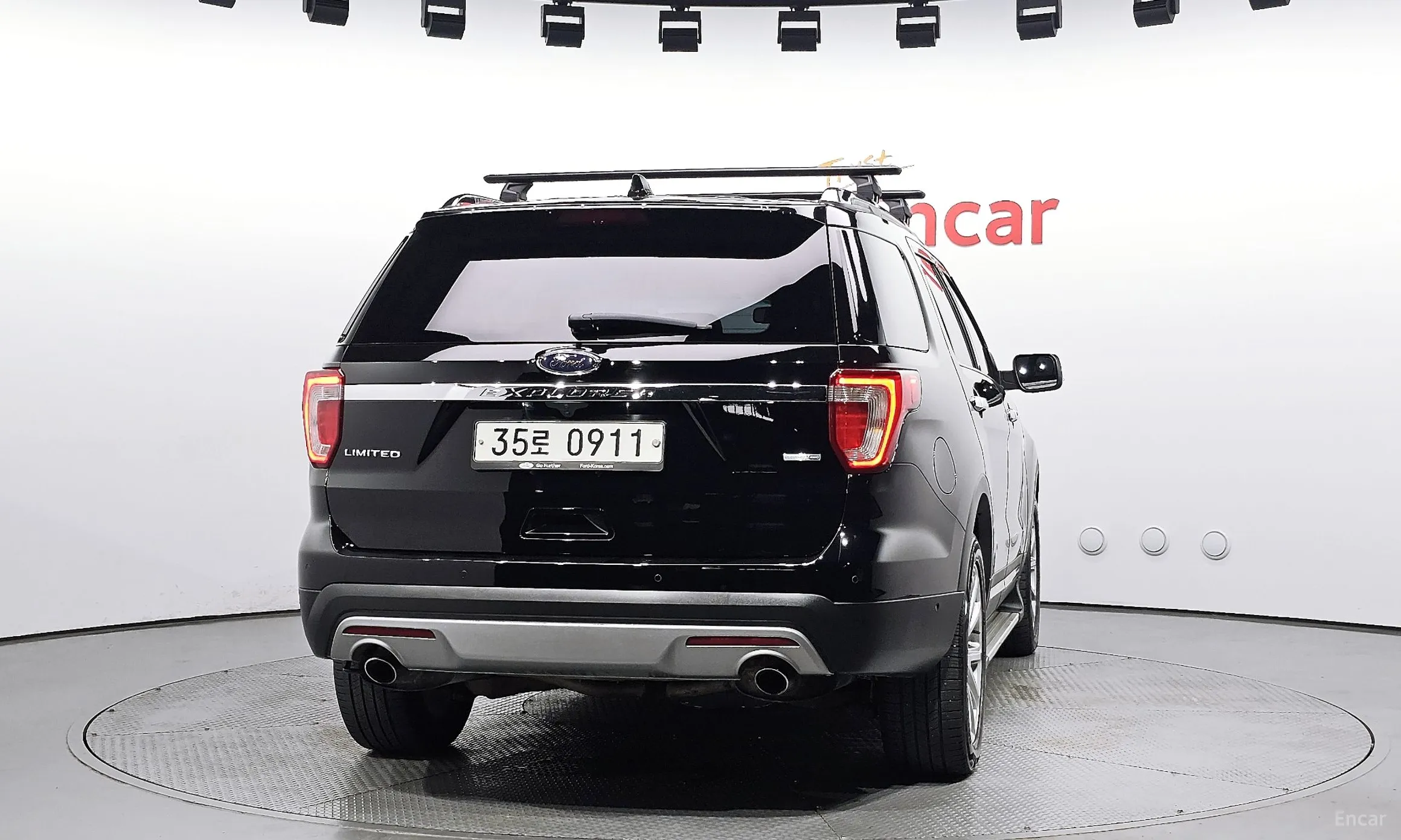 Ford Explorer превью 4
