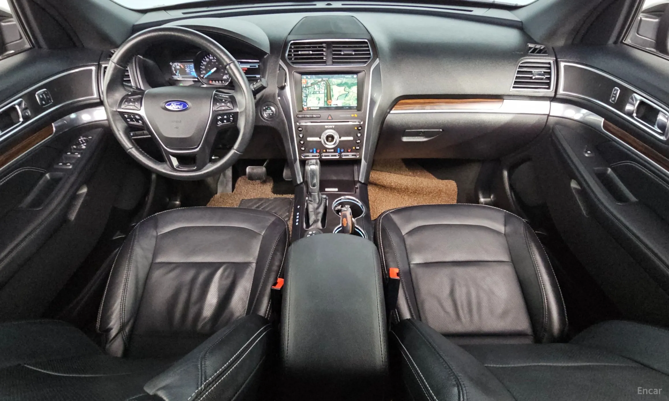 Ford Explorer превью 7