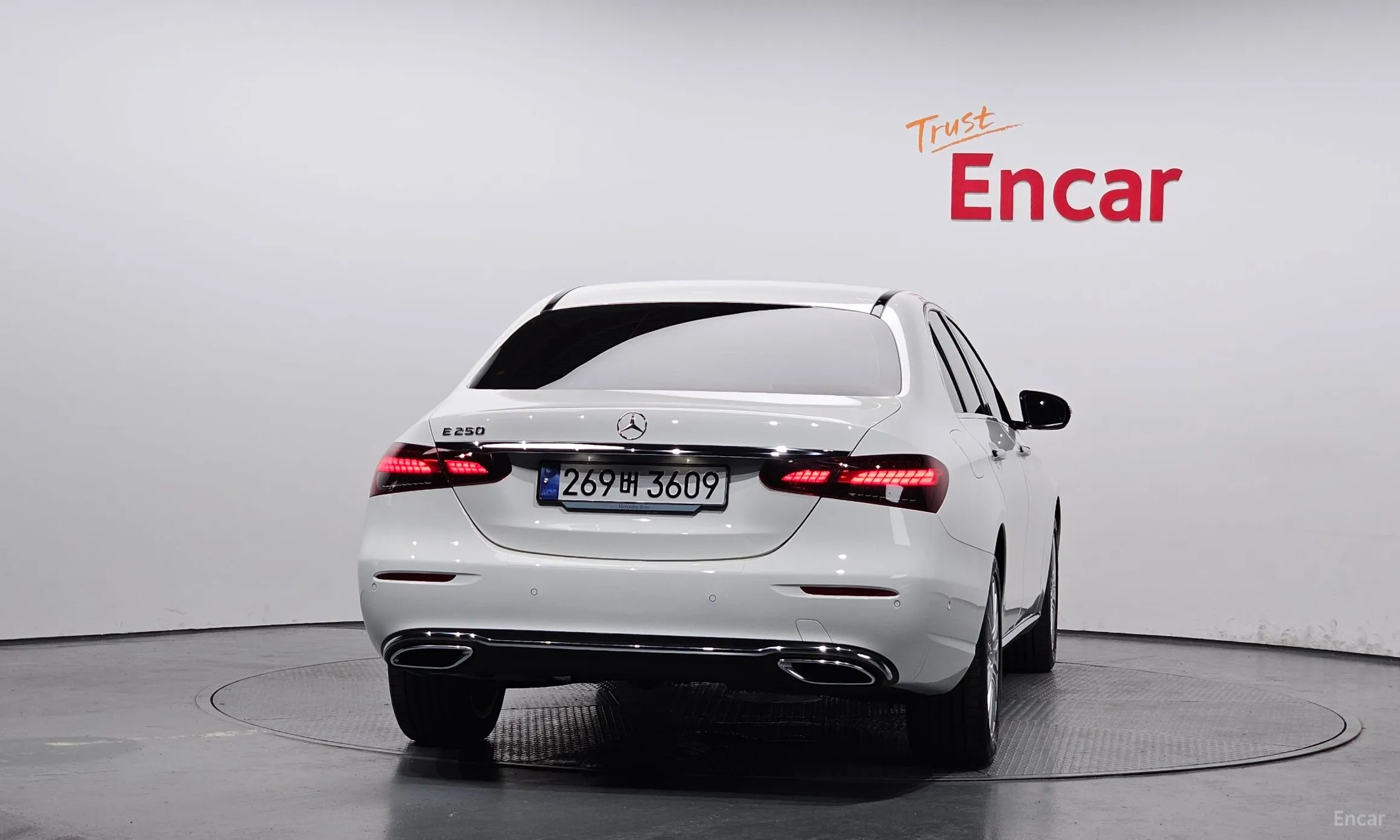Mercedes Benz E-Class W213 превью 4