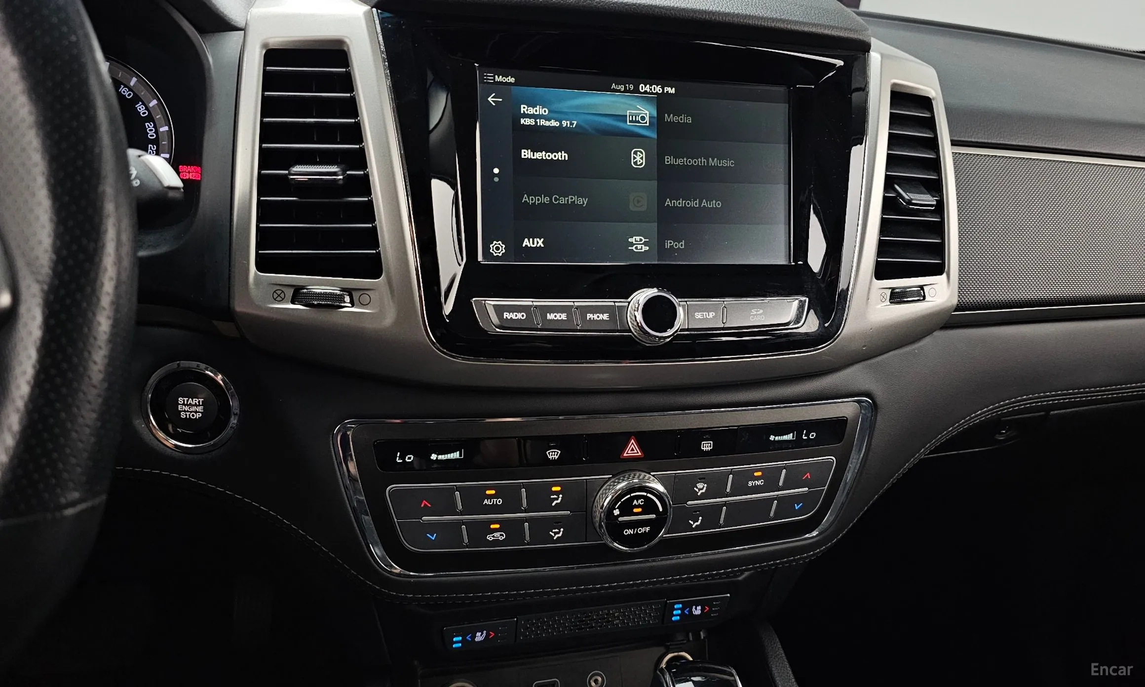 KG Mobility (SsangYong) Rexton Sports превью 14