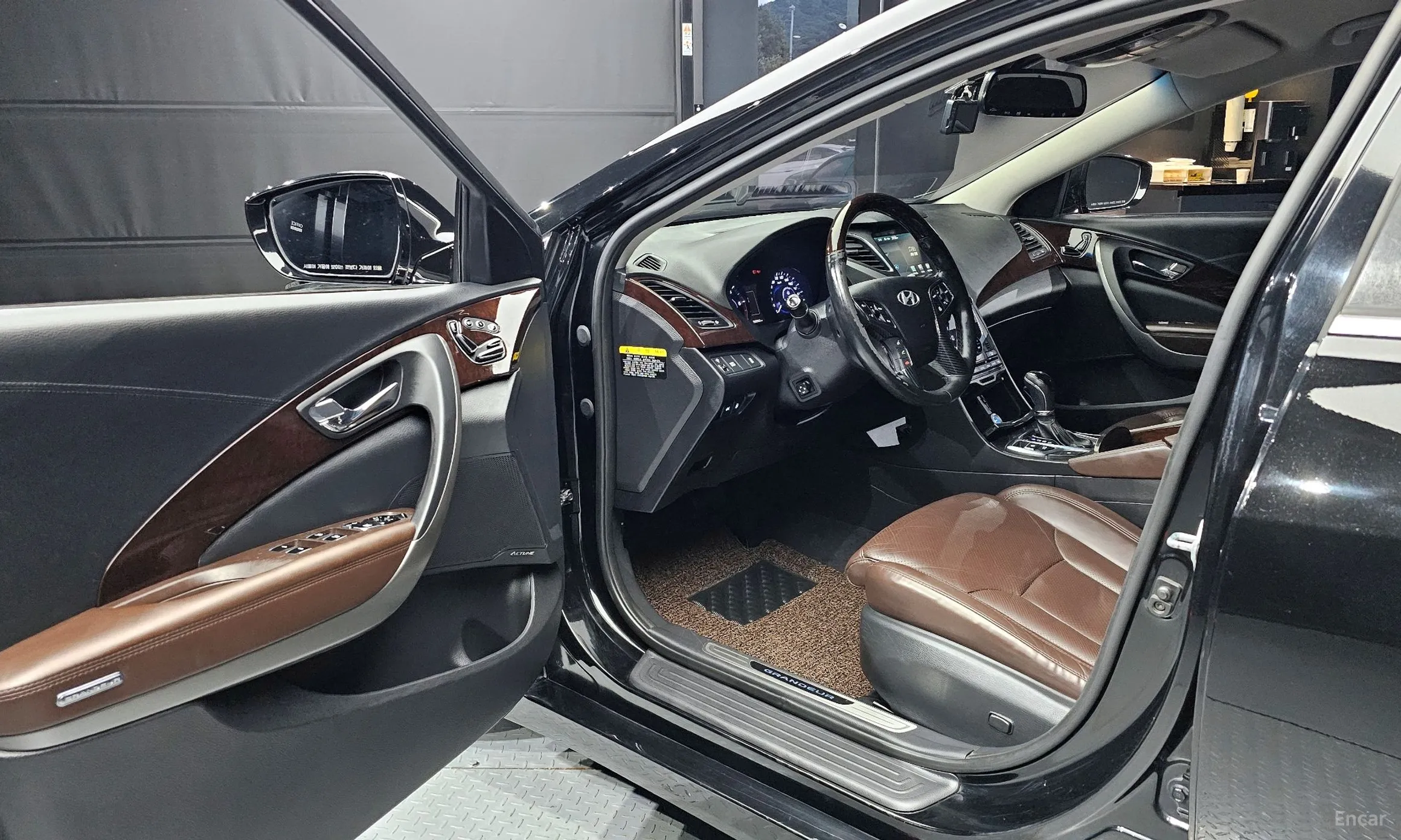 Hyundai Grandeur HG превью 10