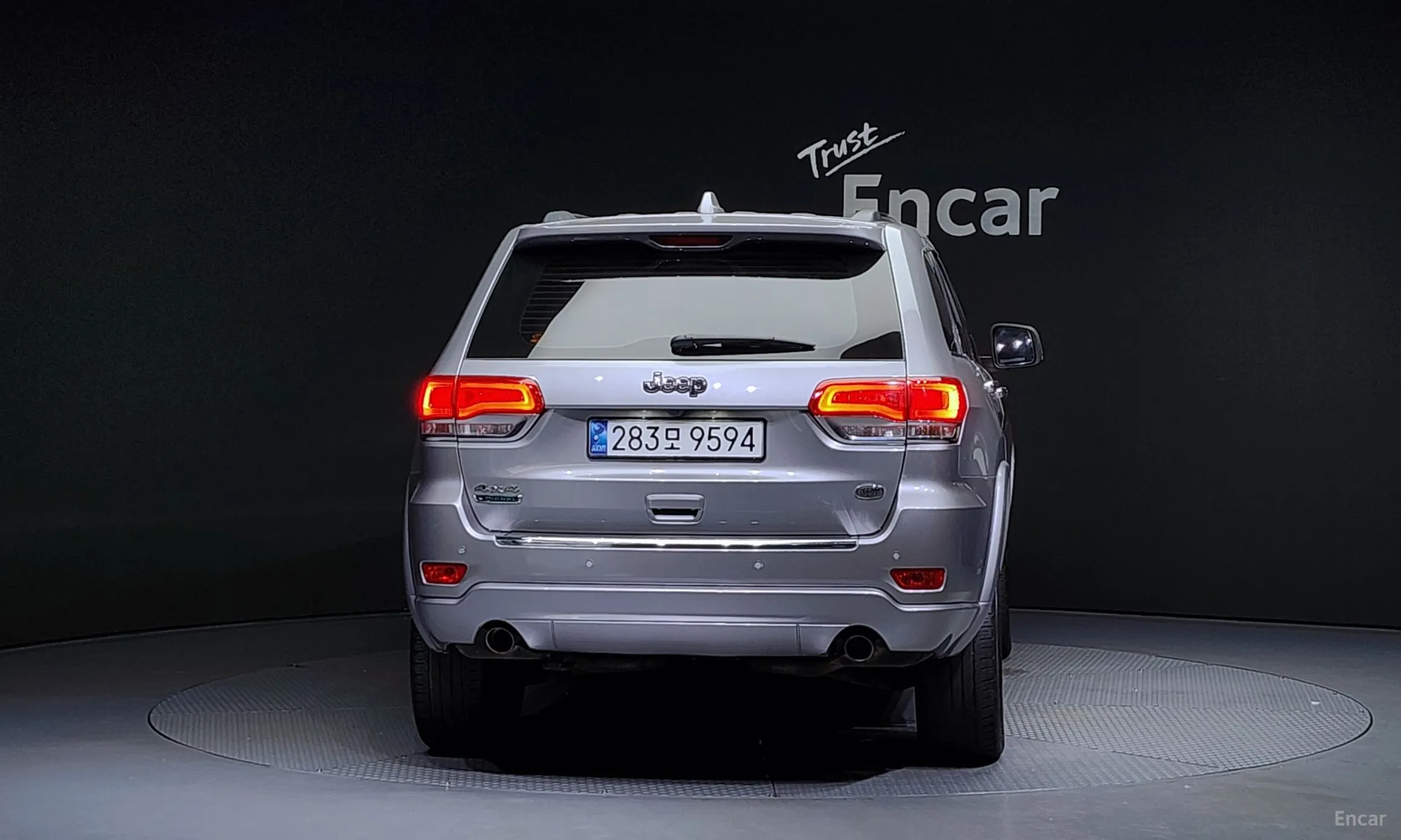 Jeep Grand Cherokee превью 4
